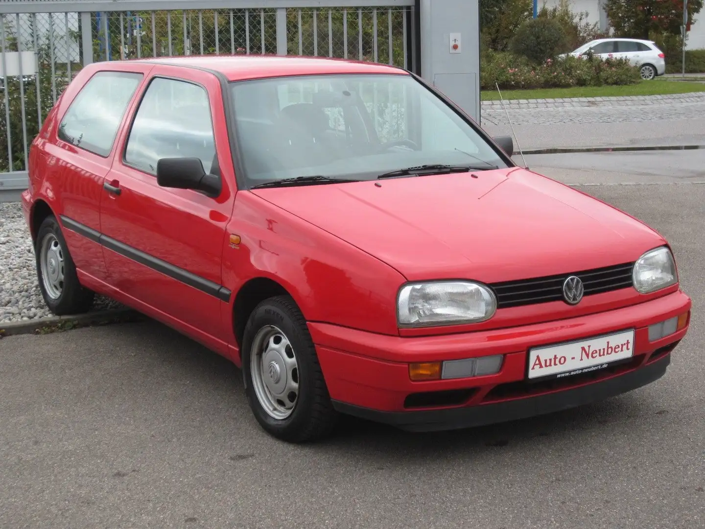 Volkswagen Golf Rood - 1