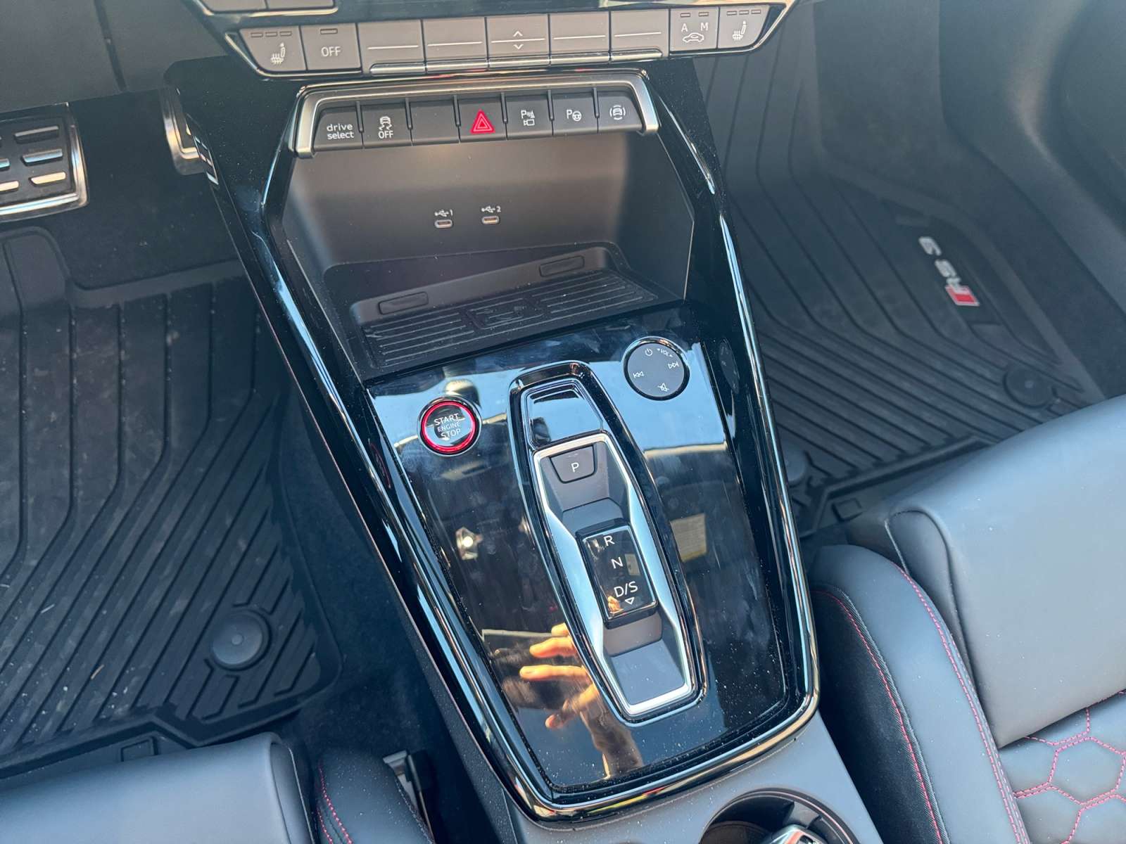 2026 Audi RS3 — снимка 1