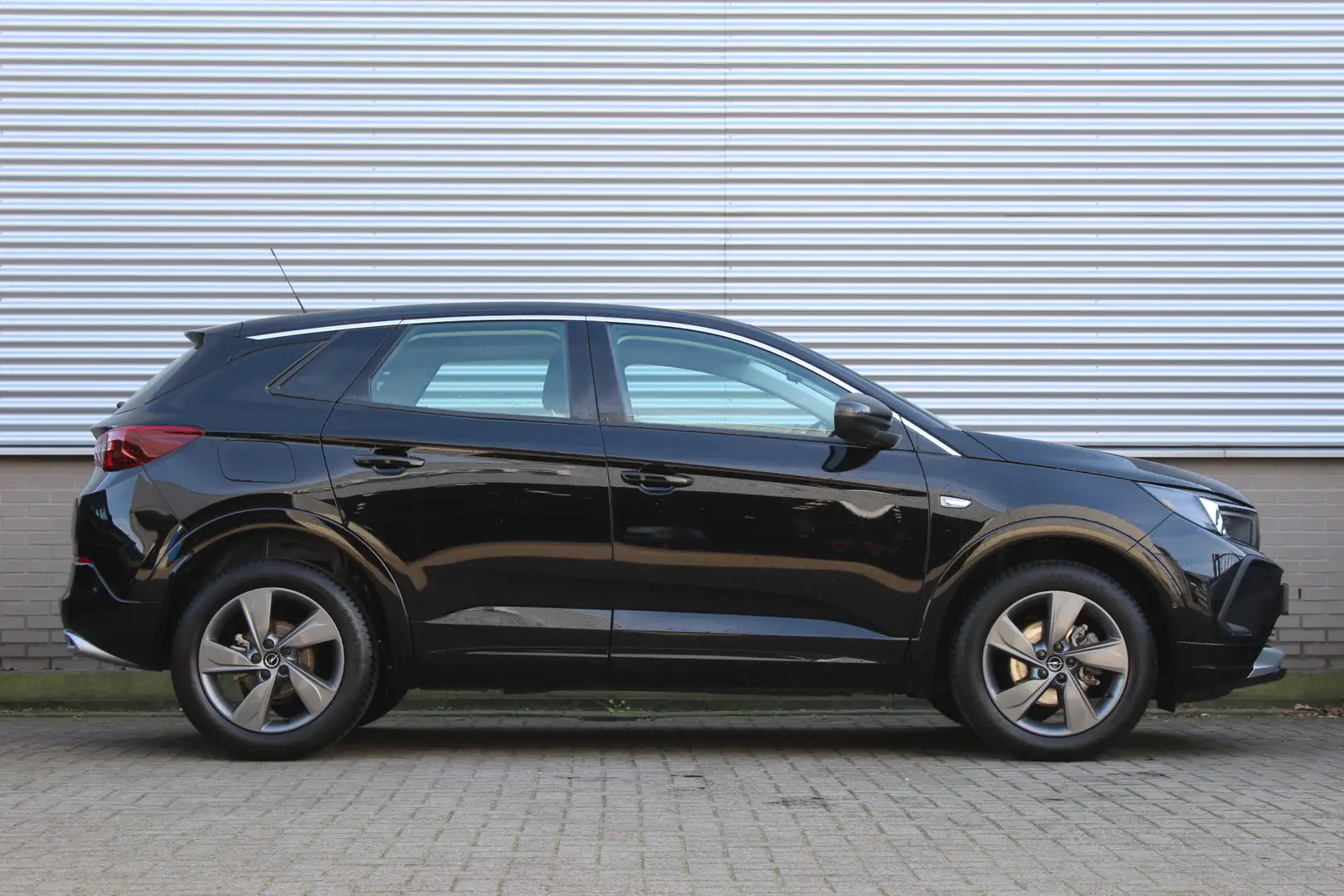 Opel Grandland 1.2 Turbo Elegance | Winterpack | Cruise control | Zwart - 2