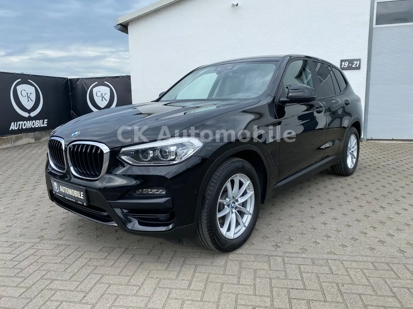 BMW X3 xDrive 20d Advantage/Navi/Head-Up/LED/Kamera Noir - 1