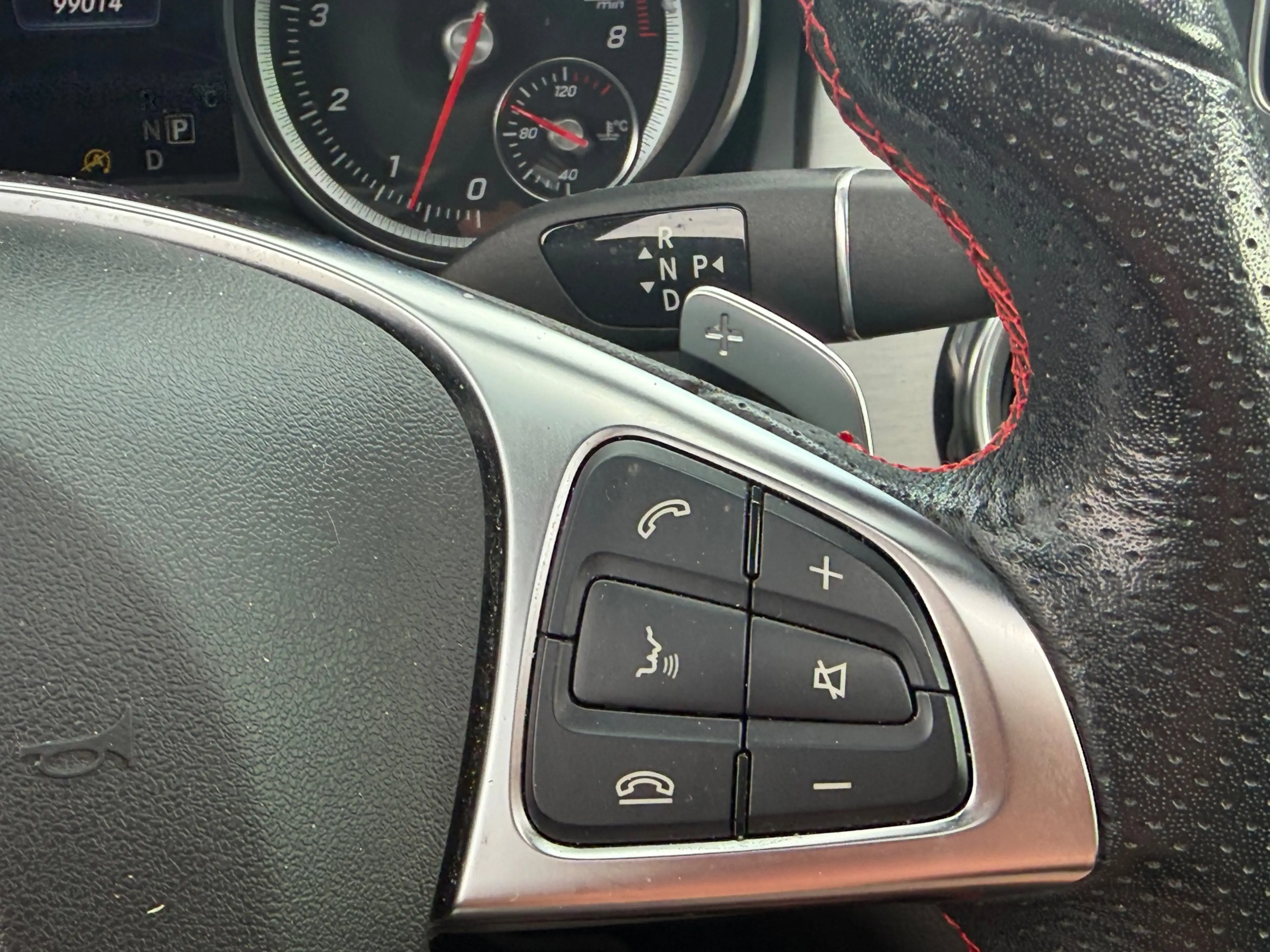 Mercedes-Benz GLA 250 4Matic Premium Plus AMG 211PK! Pano l Sfeerver l C — photo 34