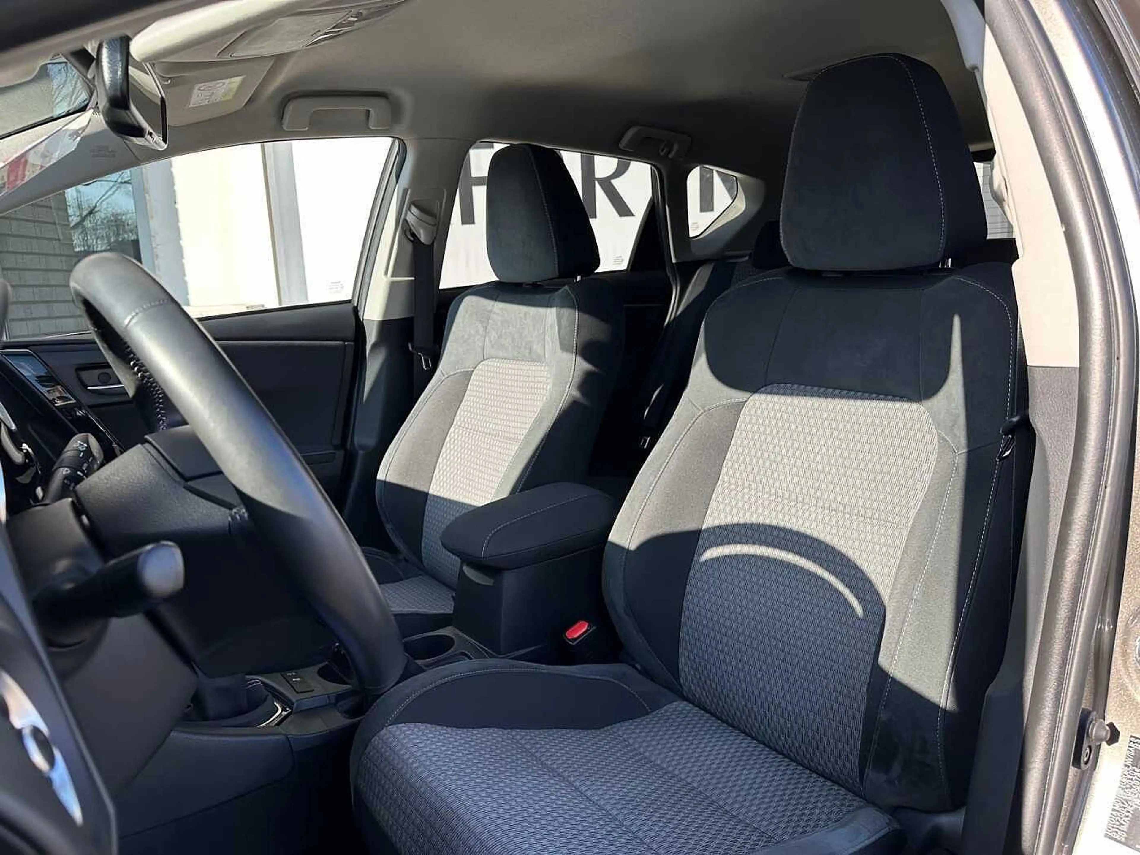Toyota Auris 1.2 Turbo - Keyfree, CAM, SHZ, BT ... - — photo 12