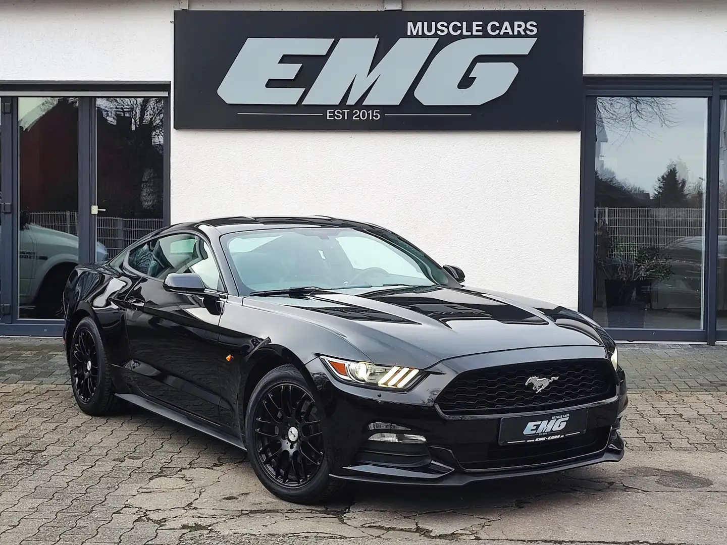 Ford Mustang Fastback 3.7 V6 DOHC|BI-XENON|LEDER|KAMERA Schwarz - 1