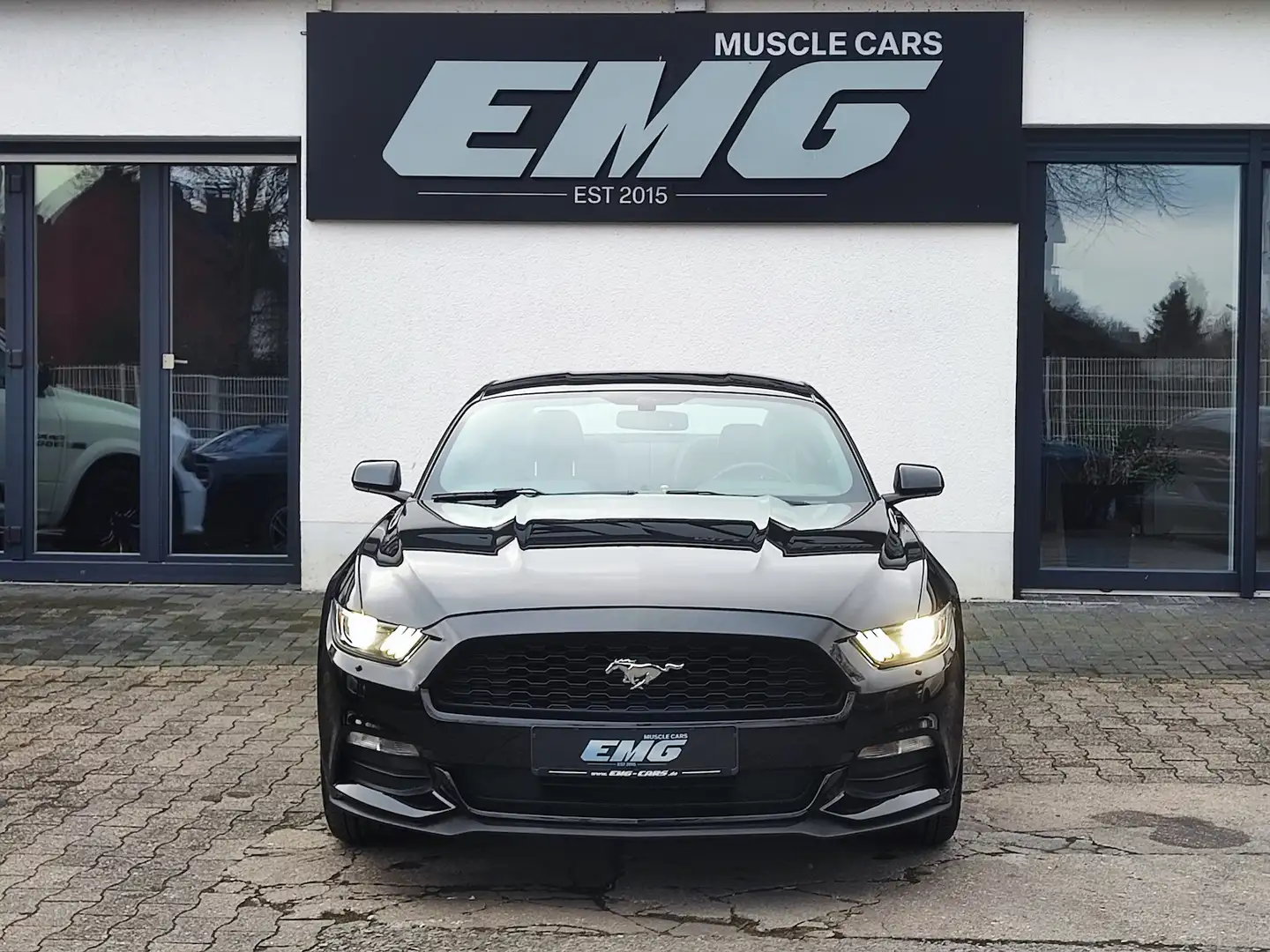 Ford Mustang Fastback 3.7 V6 DOHC|BI-XENON|LEDER|KAMERA Schwarz - 2