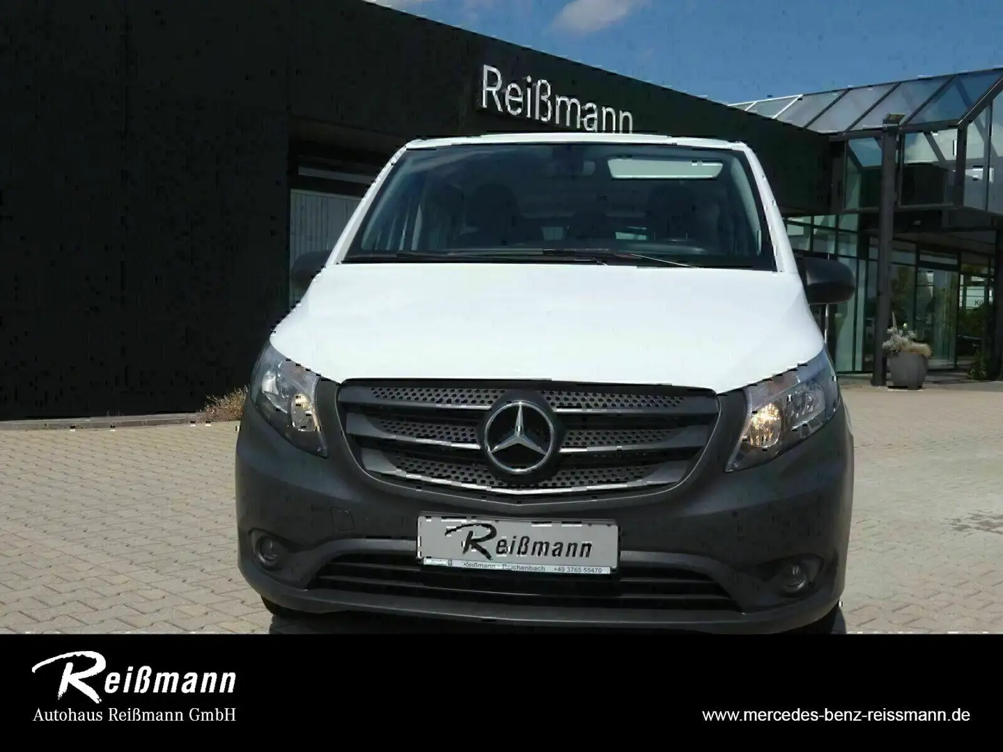 Mercedes-Benz Vito Tourer 114 CDI BlueTEC Pro extralang Klima Weiß - 2