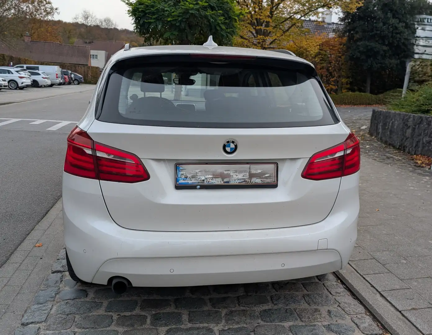 BMW 225 225xe iPerformance Active Tourer Sport Line Weiß - 1