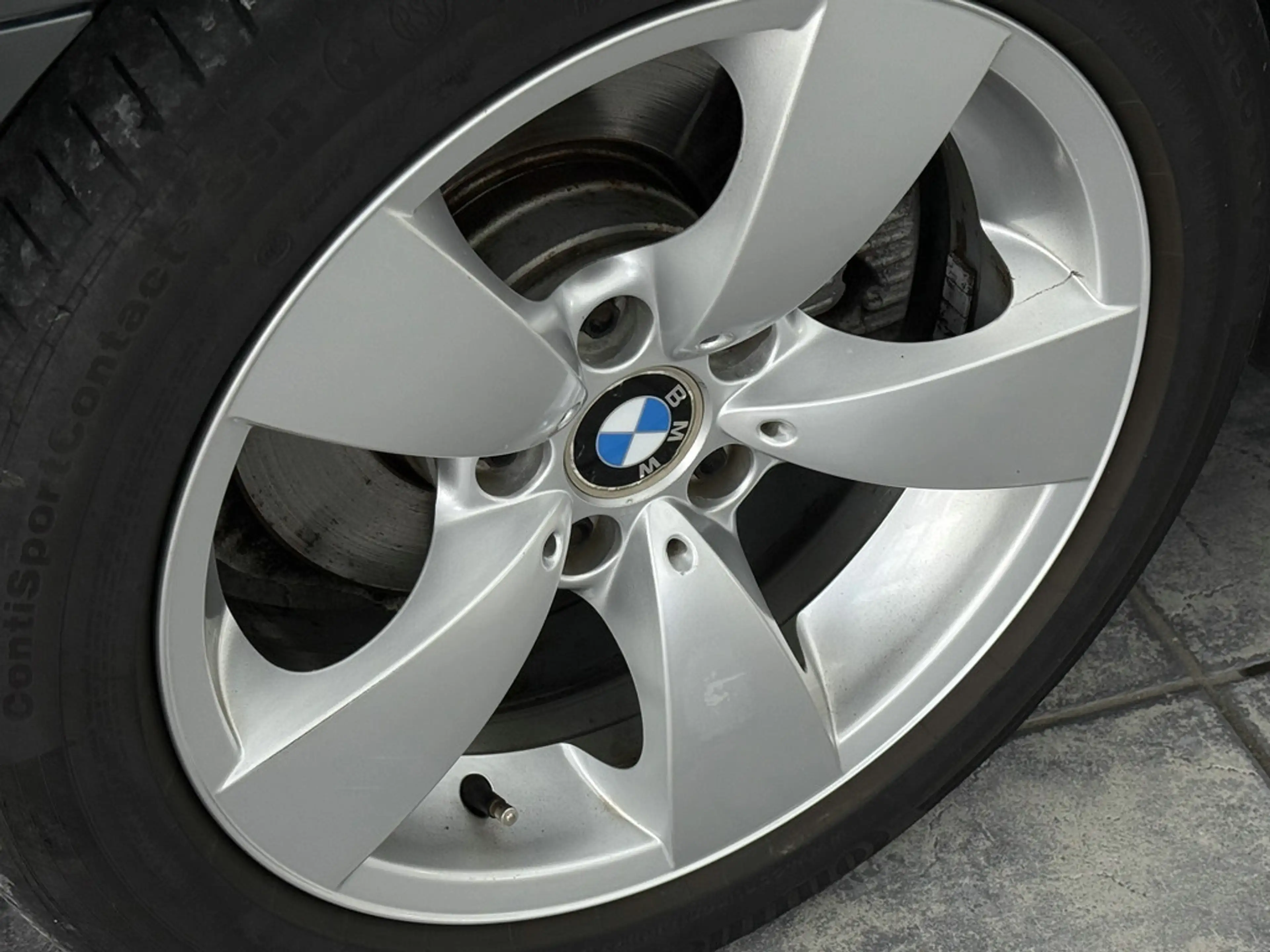 BMW 523 i Touring, 1.Hand, Leder, Pano, Xenon, PDC — photo 4