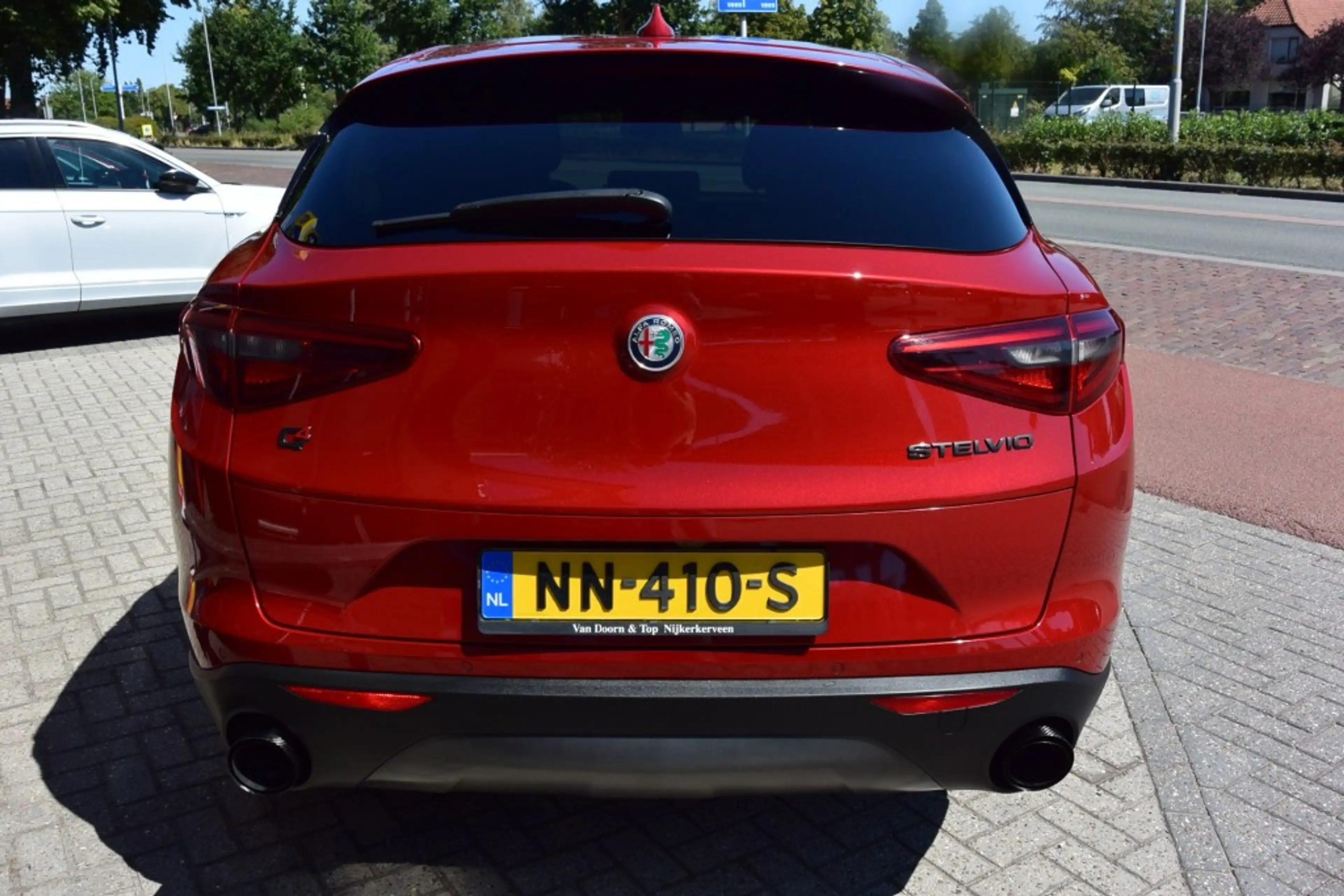 Alfa Romeo Stelvio 2.0 T AWD F.E. — photo 6