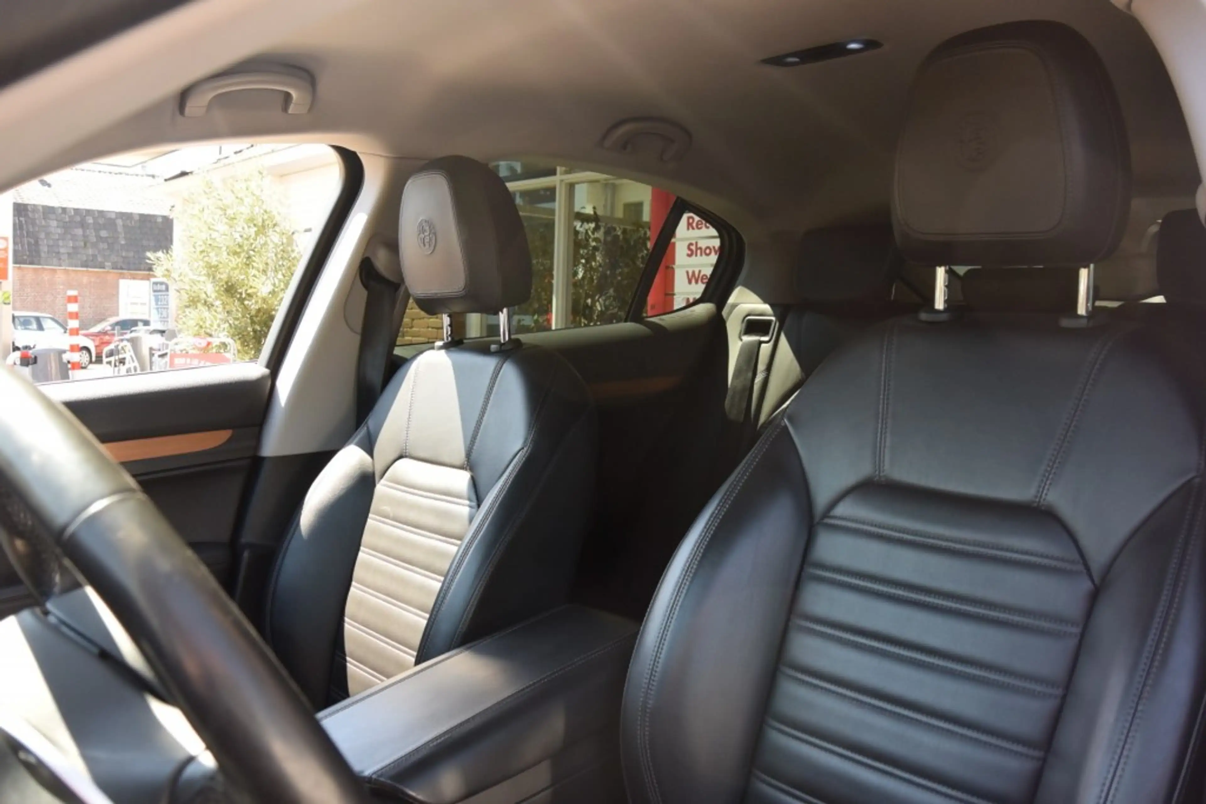 Alfa Romeo Stelvio 2.0 T AWD F.E. — photo 14