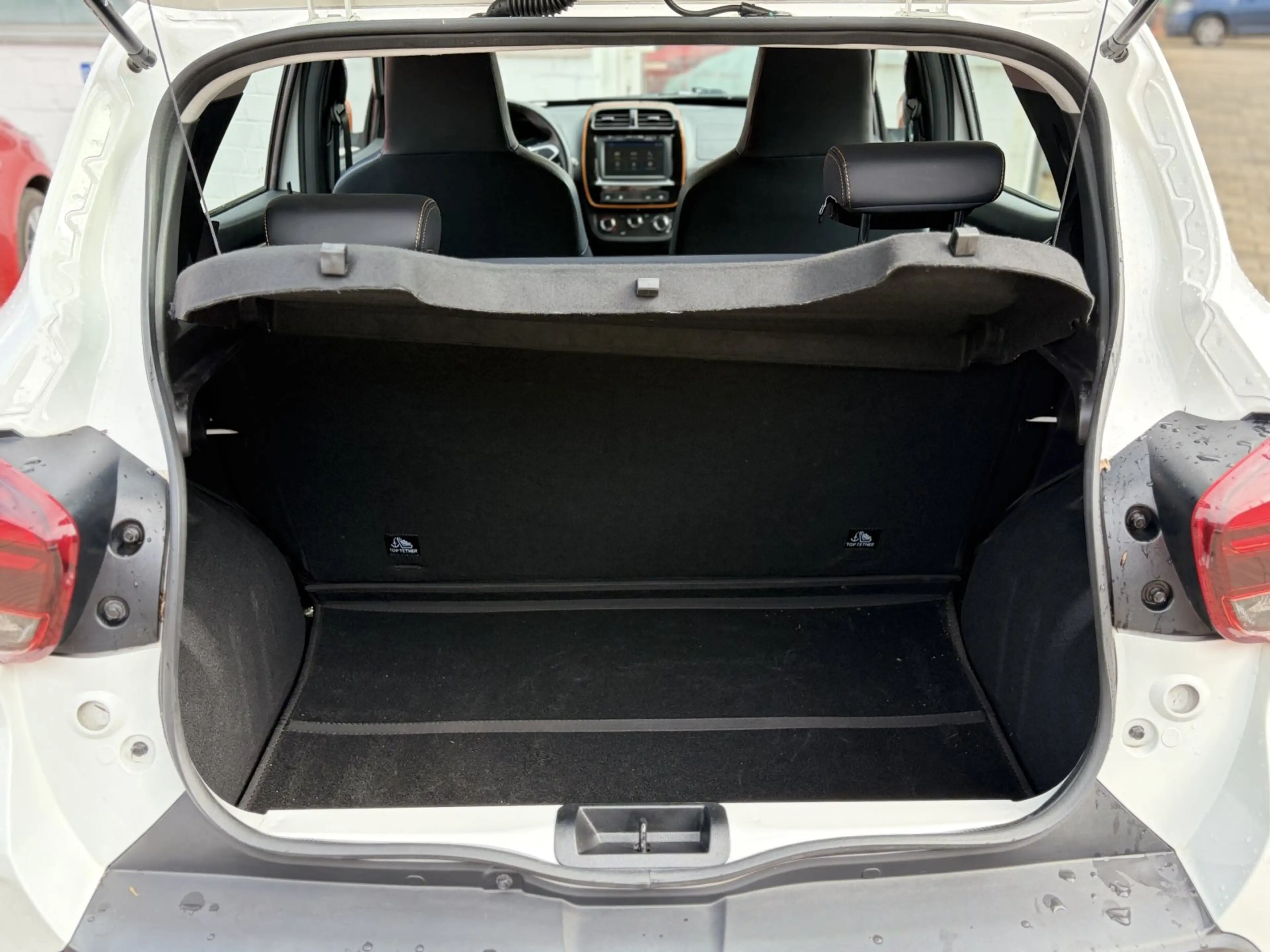 Dacia Spring Comfort Plus mit Look-Paket Orange  *CCS *RFK *Car — photo 8