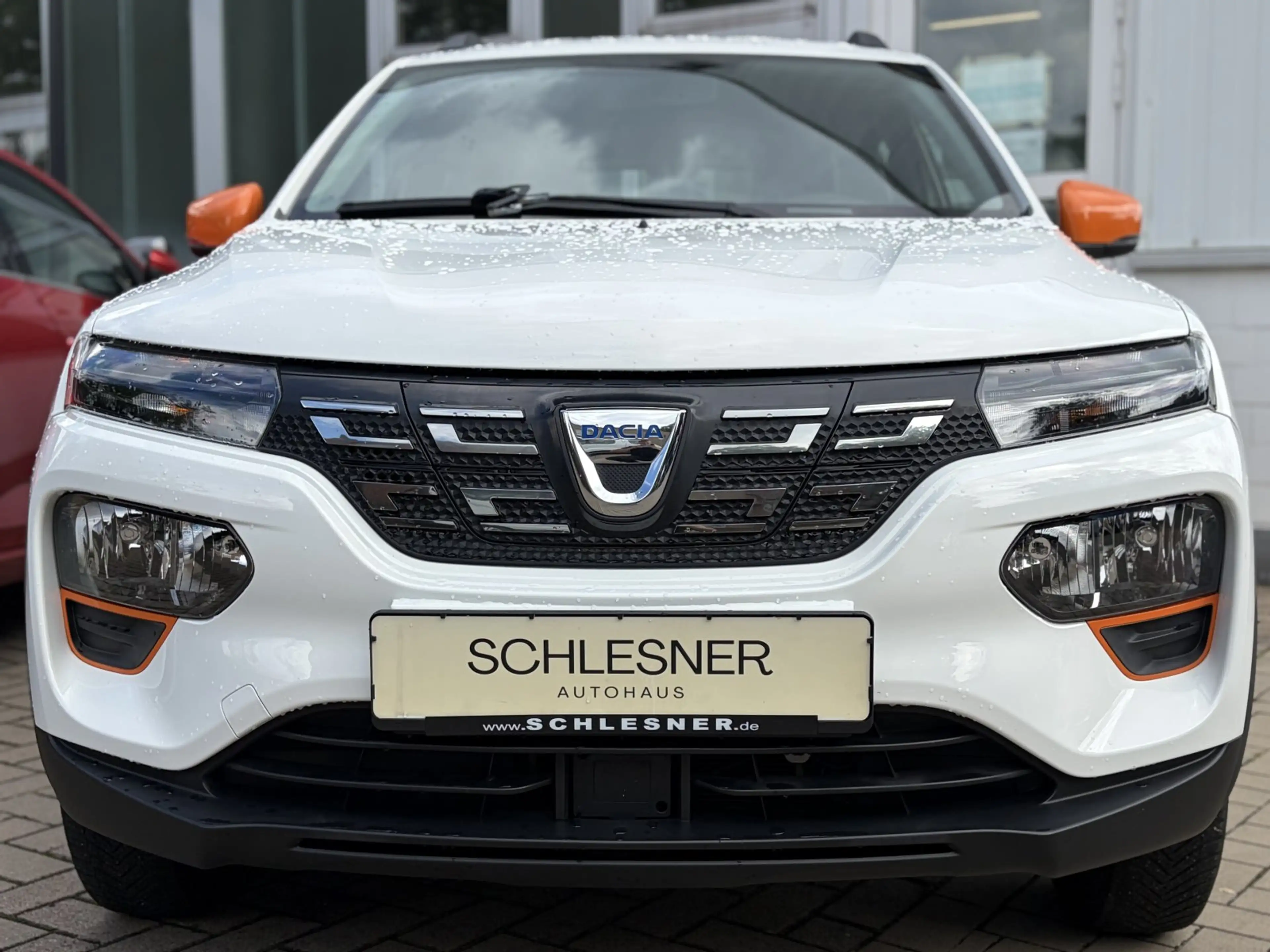 Dacia Spring Comfort Plus mit Look-Paket Orange  *CCS *RFK *Car — photo 3