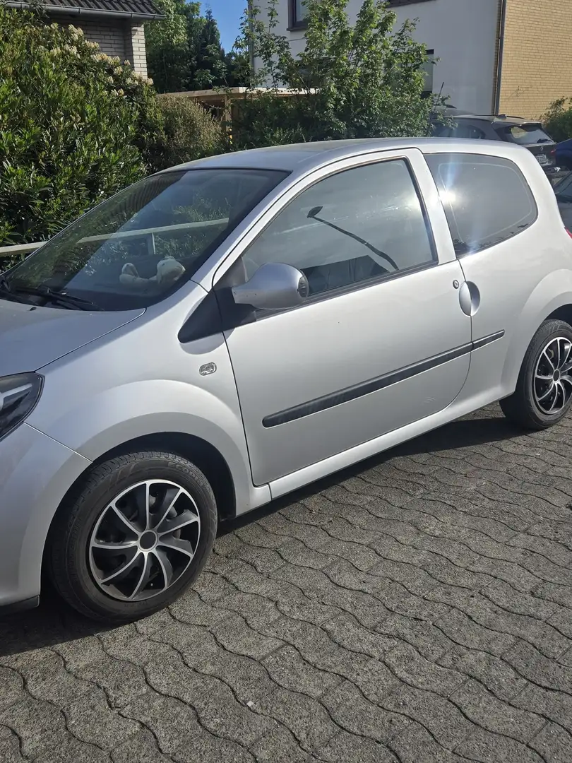 Renault Twingo 1.2 16V Dynamique Expert Silber - 1