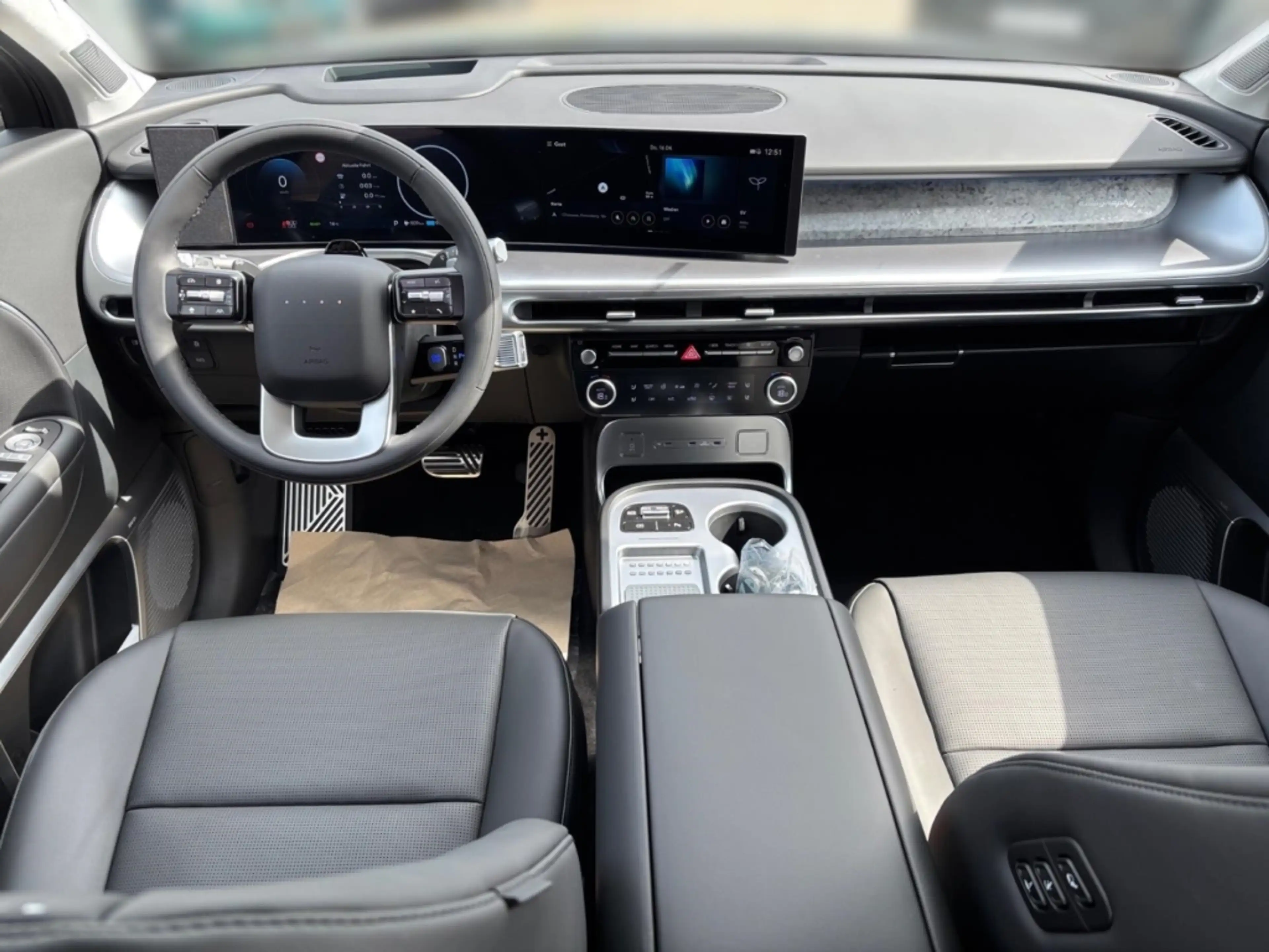 Hyundai IONIQ 9 7-Sitzer (MY26) 110 kWh (307 PS) 4WD UNIQ*HUD*Navi — photo 11