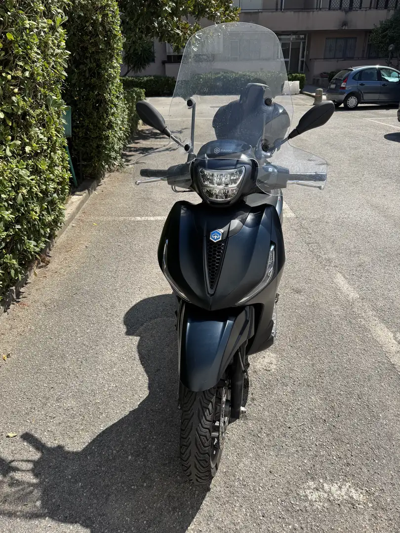 Piaggio Beverly 300 - 1