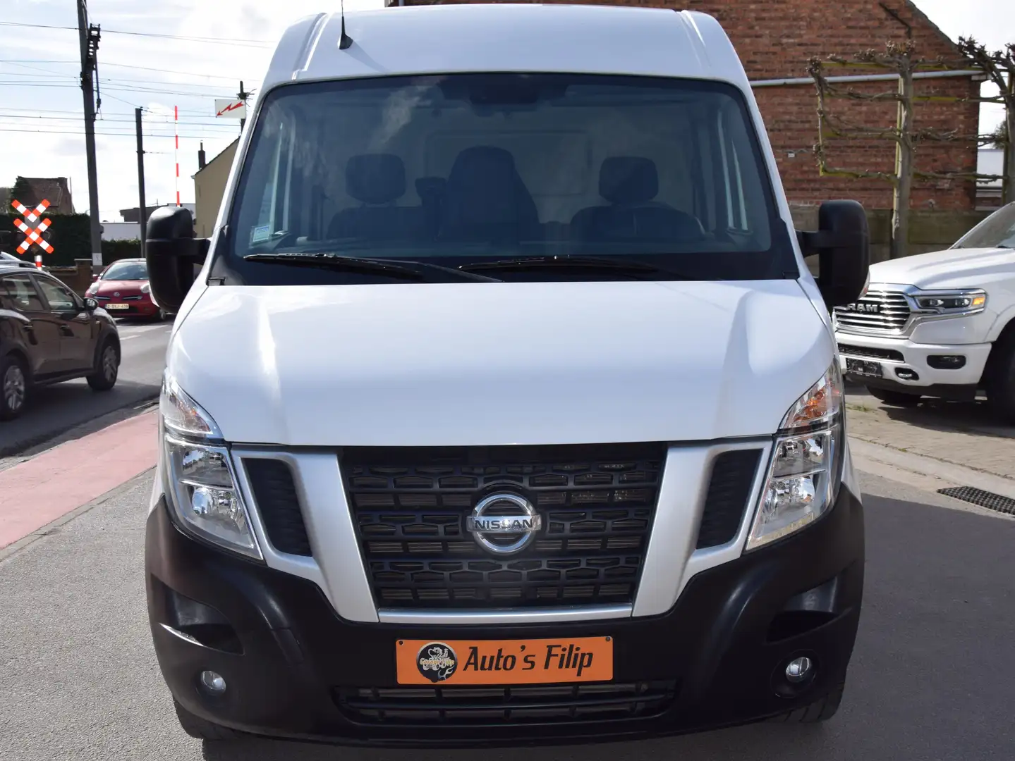 Nissan NV400 Propere Nissan NV400 Blanc - 1