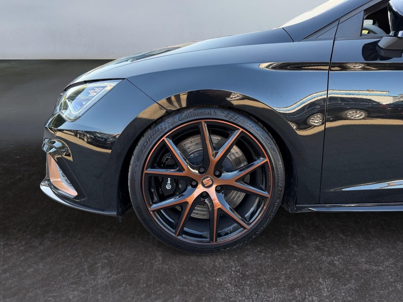 SEAT Leon Cupra R 300 4Drive/ACC/DSG/LED/VIRTUAL/NAVI — photo 9