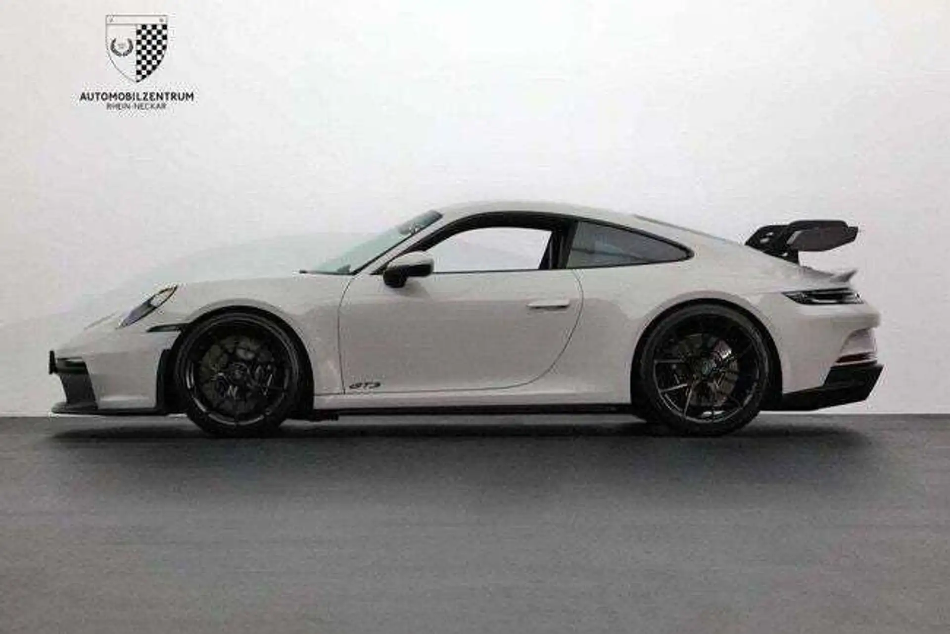 포르쉐 911 GT3 2023 화이트 사진 4