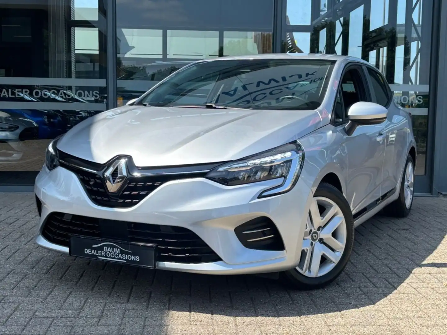 Renault Clio 1.6 E-TECH 140 AUTOMAAT INITIALE PARIS AIRCO NAVI. Grijs - 1