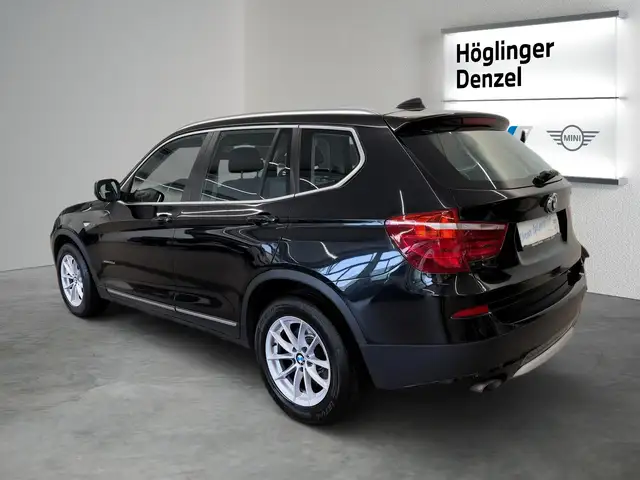 BMW X3 view 9