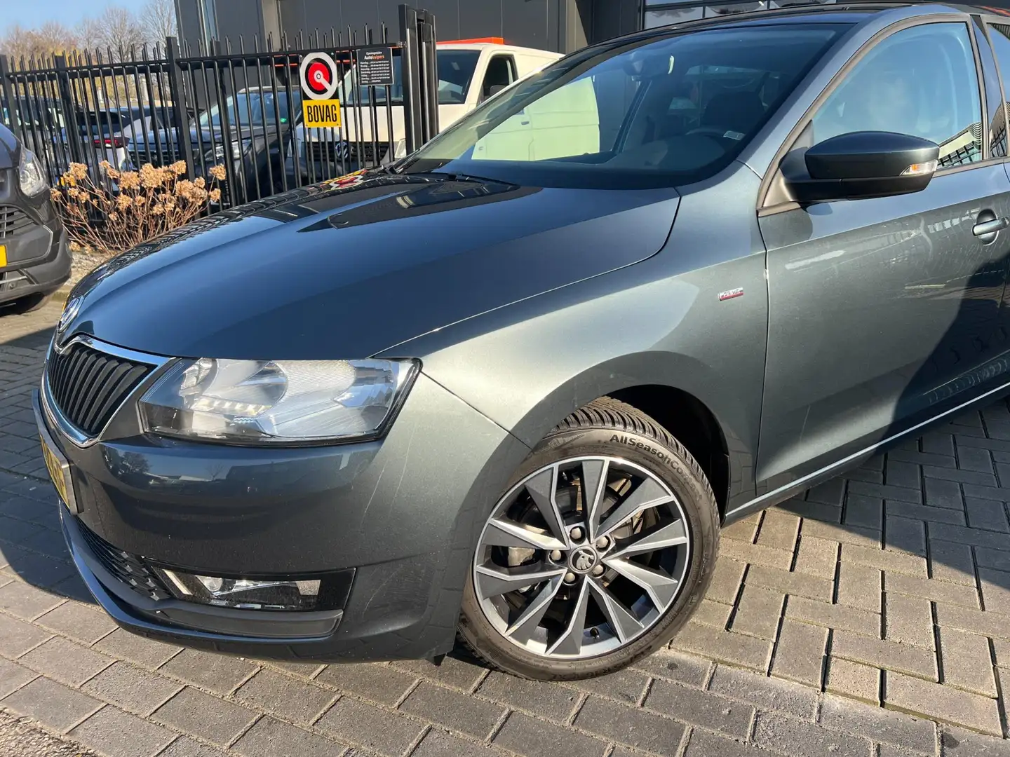 Skoda Rapid/Spaceback 1.0 TSI Greentech Drive | Met stoelverwarming, nav Grijs - 2