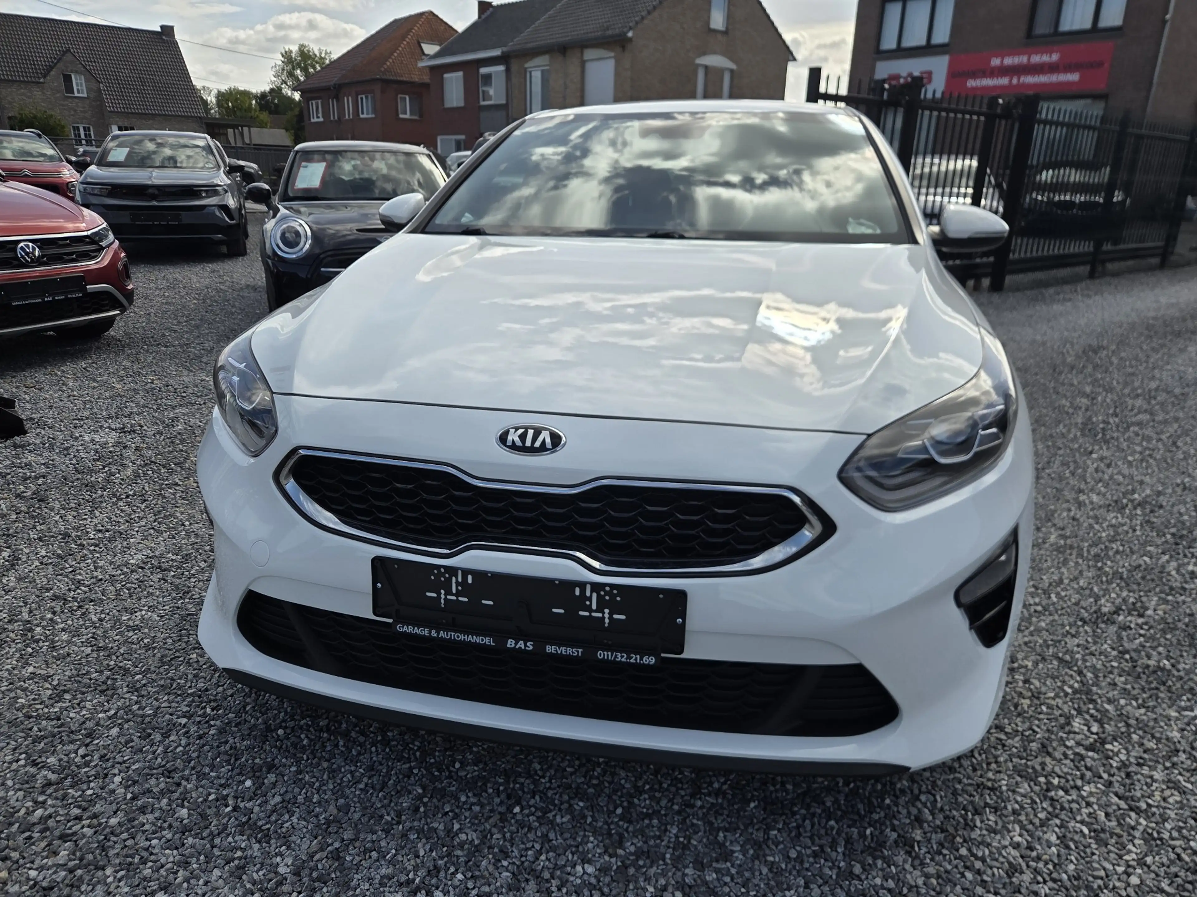Kia Ceed / cee'd Ceed 1.0 T-GDi More ISG — photo 2