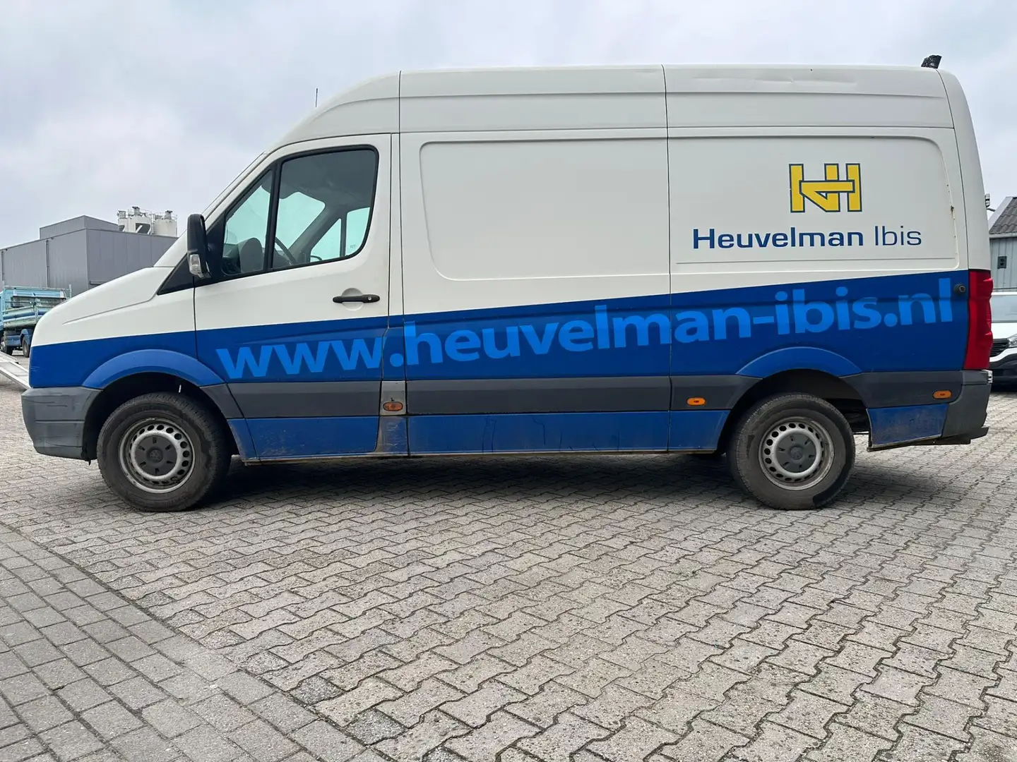 Volkswagen Crafter 35 2.5 TDI L2H2 AIRCO Weiß - 2