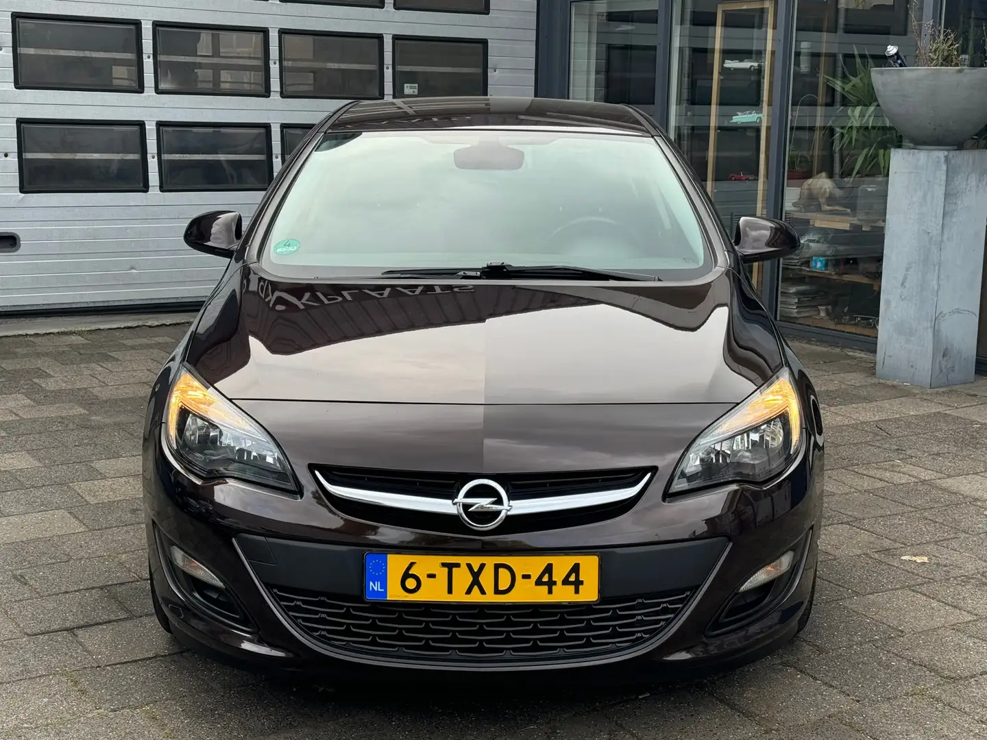 Opel Astra 1.4 Turbo Berlin | Airco | Navi | Cruise | N.A.P Brun - 2