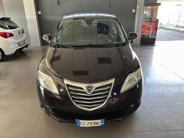 Ypsilon 1.2 8v Elefantino 69cv