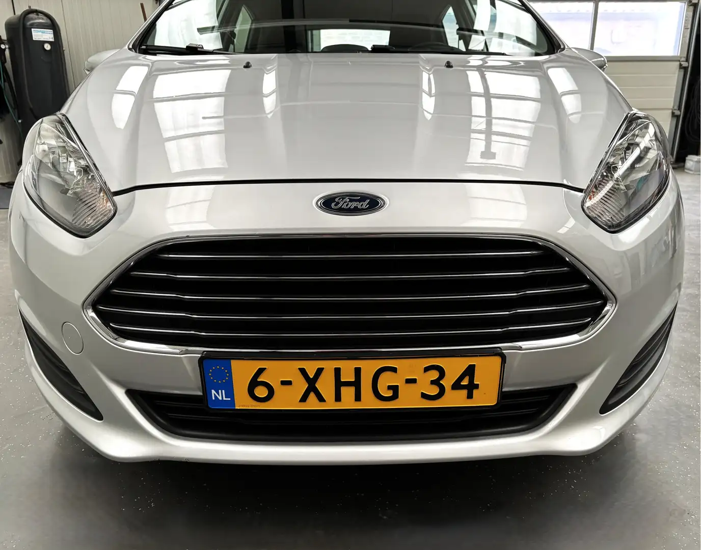 Ford Fiesta 1.0 STYLE TECHNO !! | Airco Gris - 2
