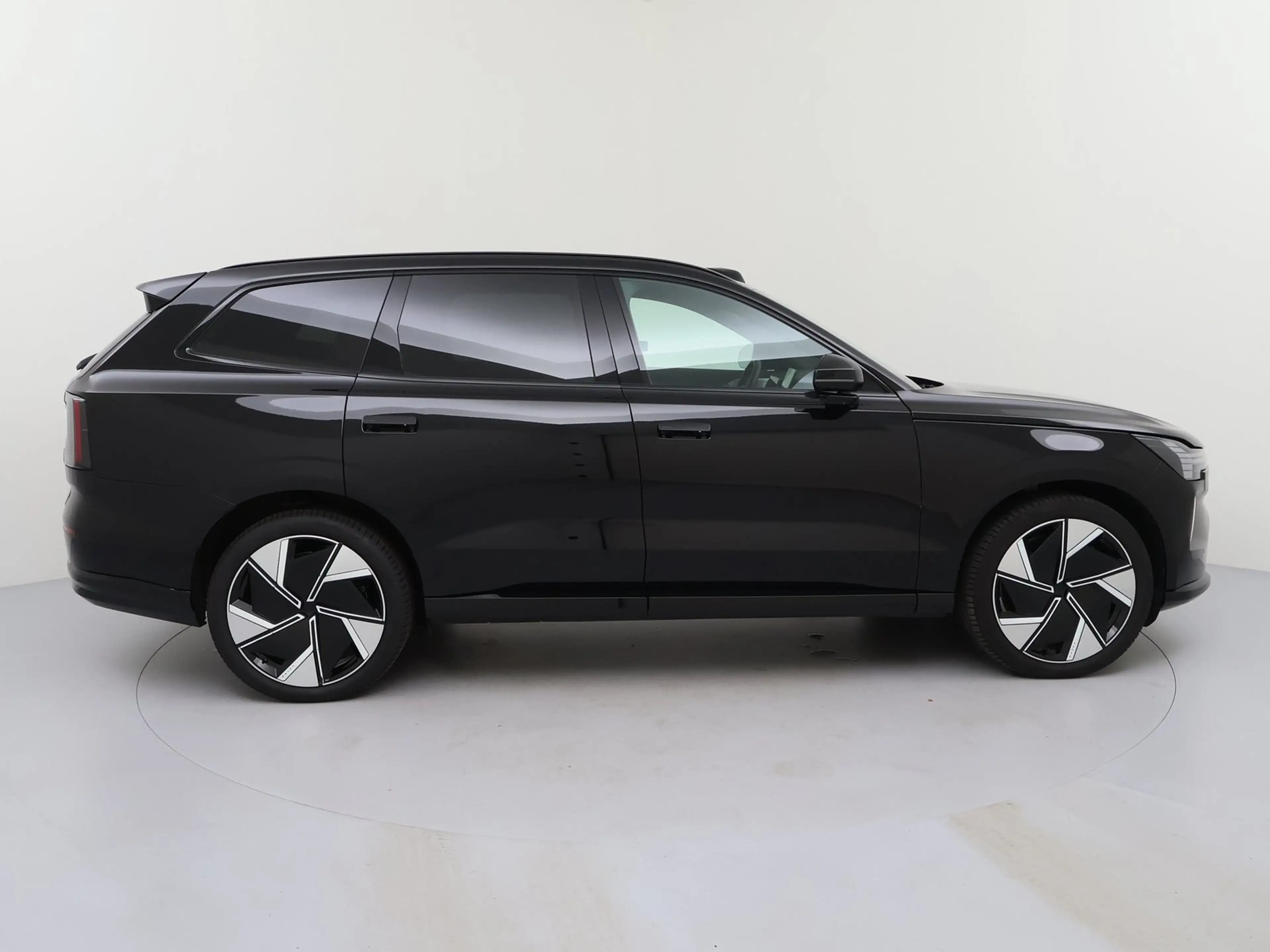 Volvo EX90 EF Ultra AWD — photo 4