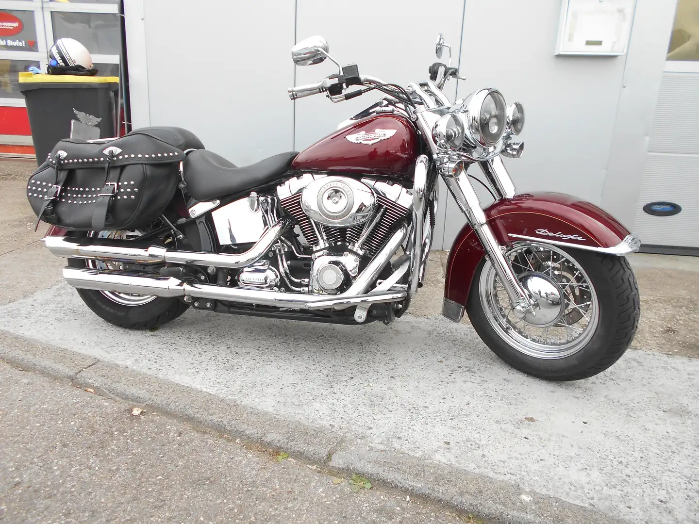 Harley-Davidson Softail de Luxe Rouge - 1