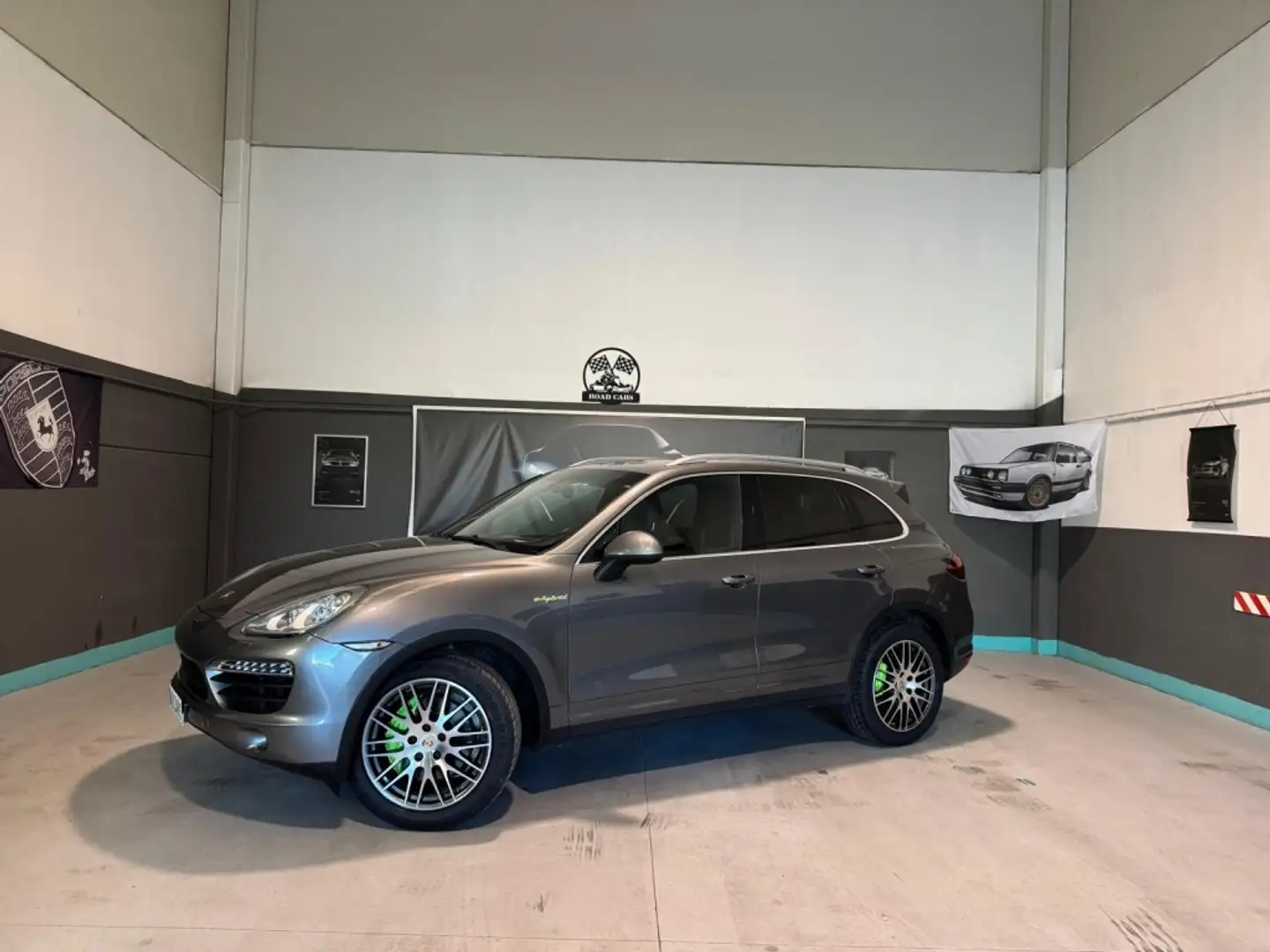 Porsche Cayenne Todoterreno Automático de 5 Puertas Grau - 1