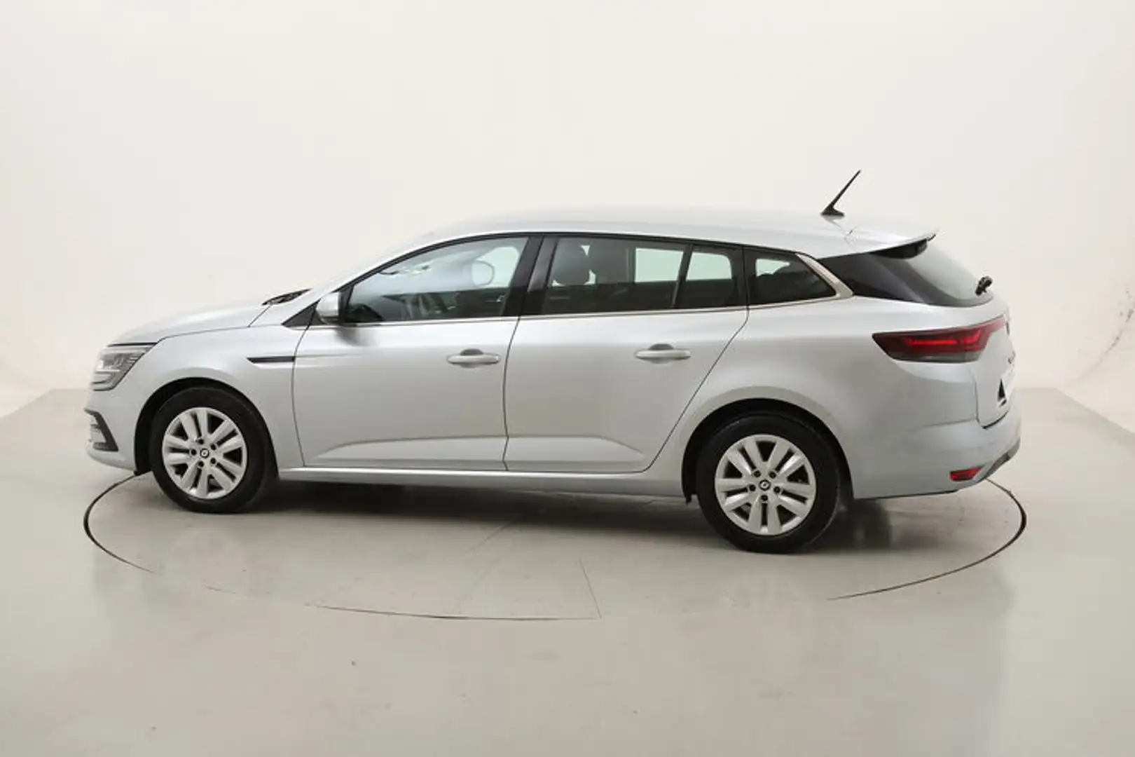 Renault Megane Sporter Equilibre EDC 1.5 Diesel 116CV Argento - 2