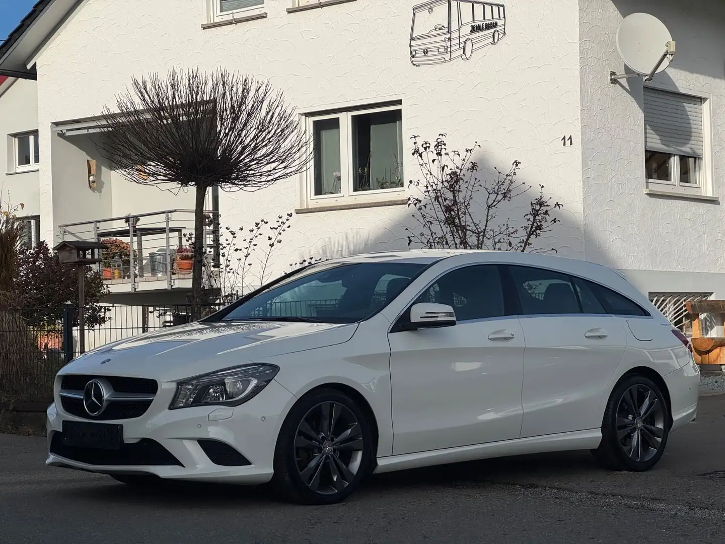 Mercedes-Benz CLA 200 CDI*Shooting Brake*4Matic*Sportpaket* White - 1