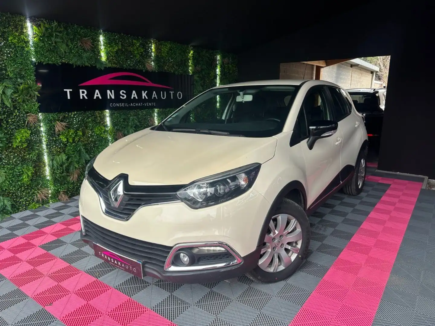 Renault Captur dCi 110 Energy Intens ~ 2017 ~ 82 000 KM ~ Diesel Beige - 1
