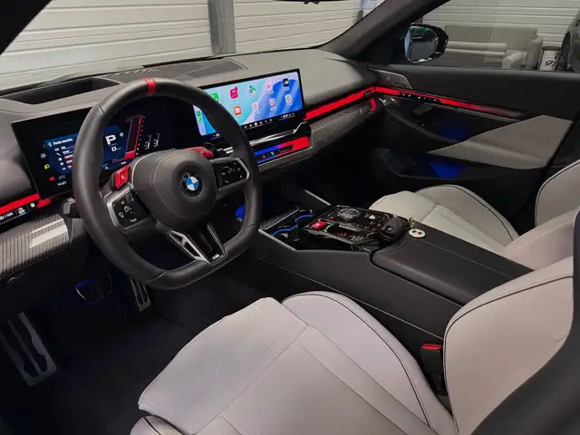 BMW M5 view 10