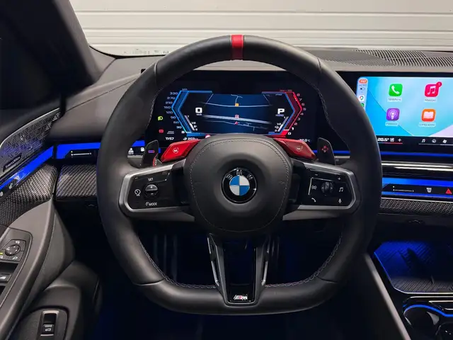BMW M5 view 11