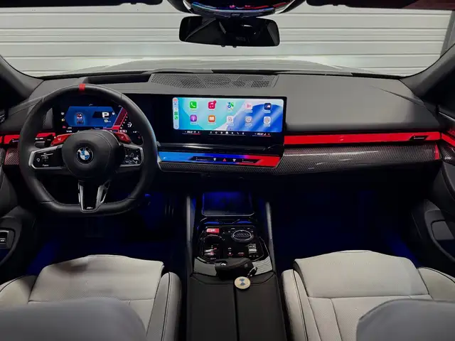 BMW M5 view 2