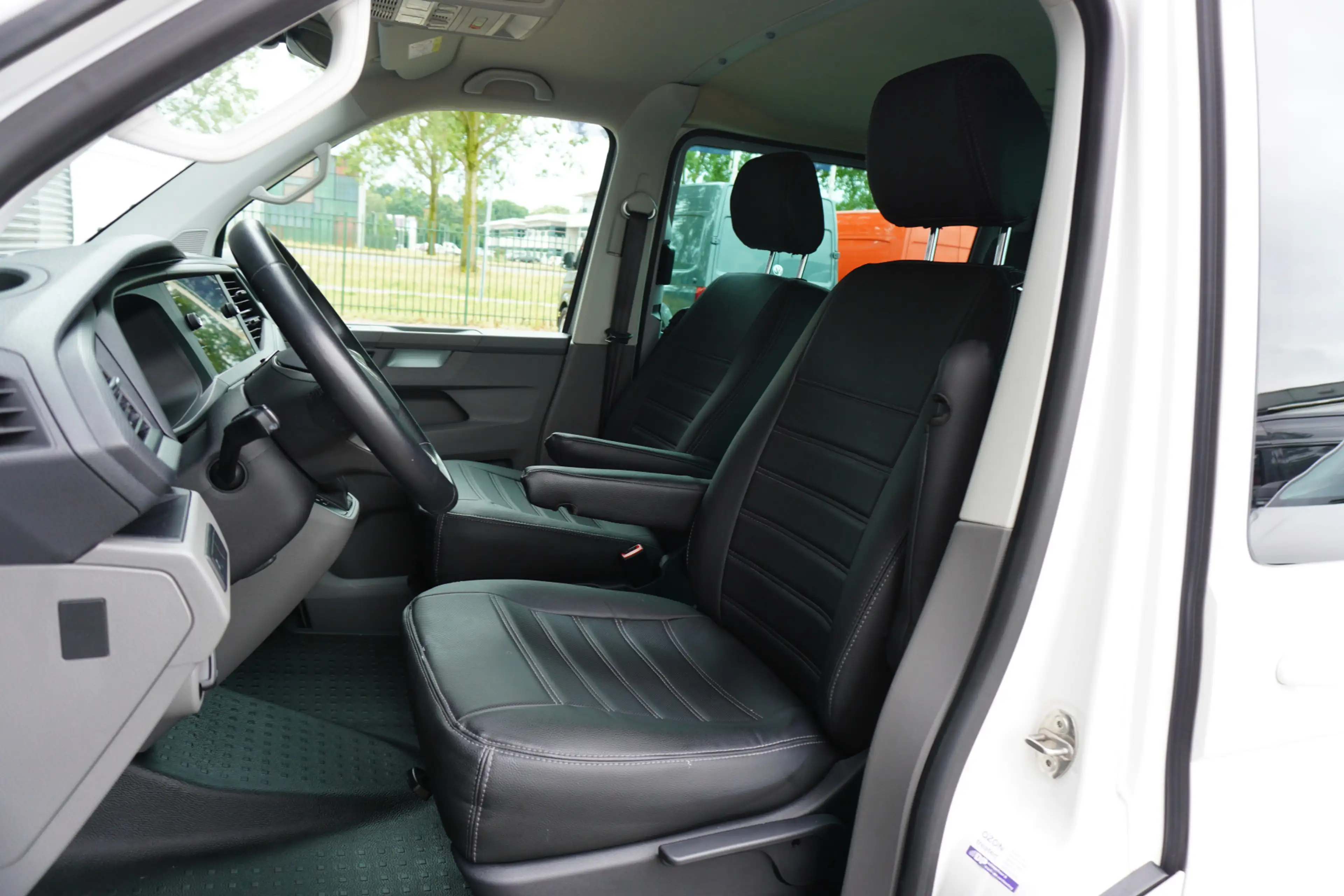 Volkswagen T6.1 Transporter 150 PK Automaat Dubbele Cabine ACC Apple Carplay S — photo 9