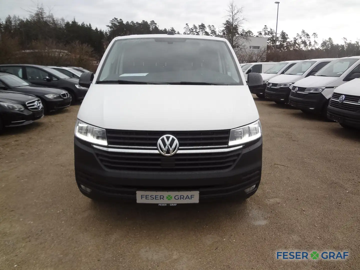 Volkswagen T6.1 Transporter 2,0 l TDI SCR 110 kW Weiß - 2