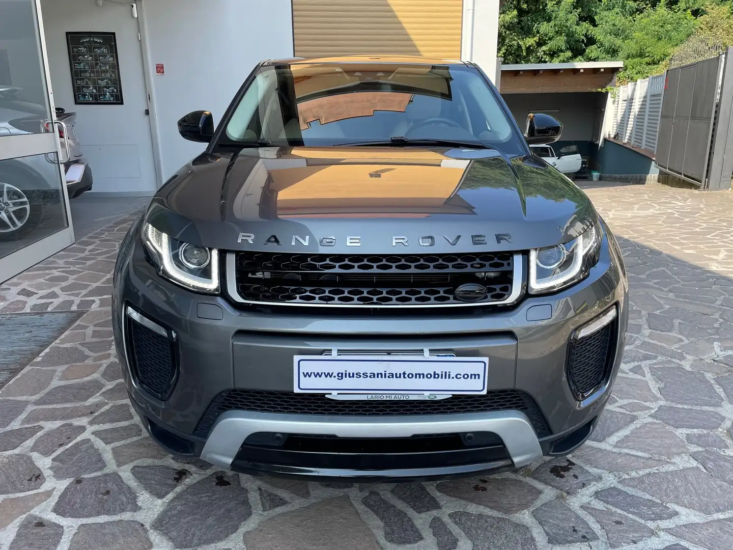 Land Rover Range Rover Evoque 5p 2.0 td4 SE Dynamic 150cv auto my19 BELLISSIMA Grigio - 2