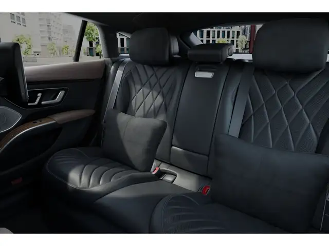 Mercedes-Benz Eqs view 10