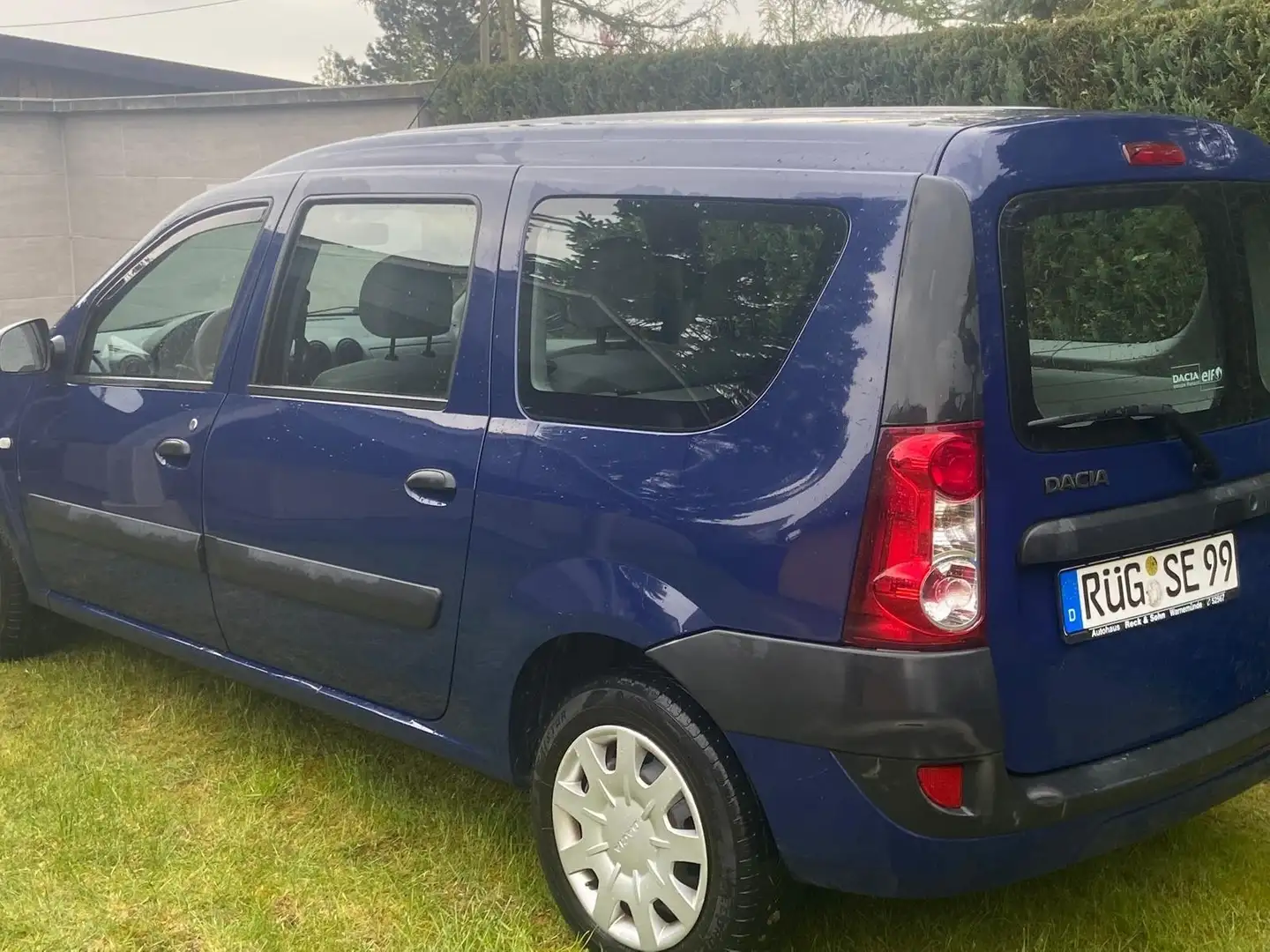 Dacia Logan mit frischem Tüv! Blau - 2