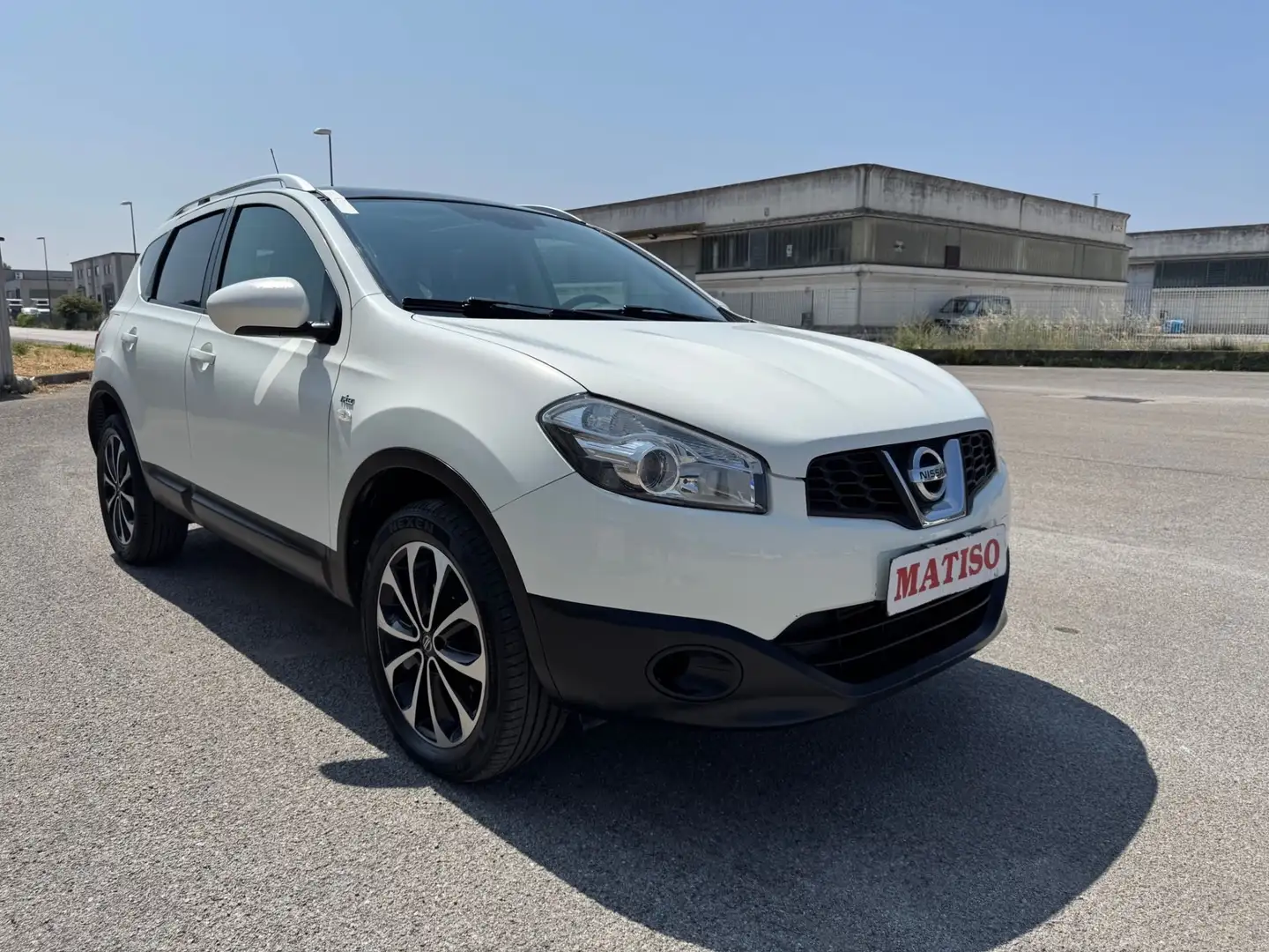 Nissan Qashqai 1.5 dCi DPF Tekna Weiß - 2