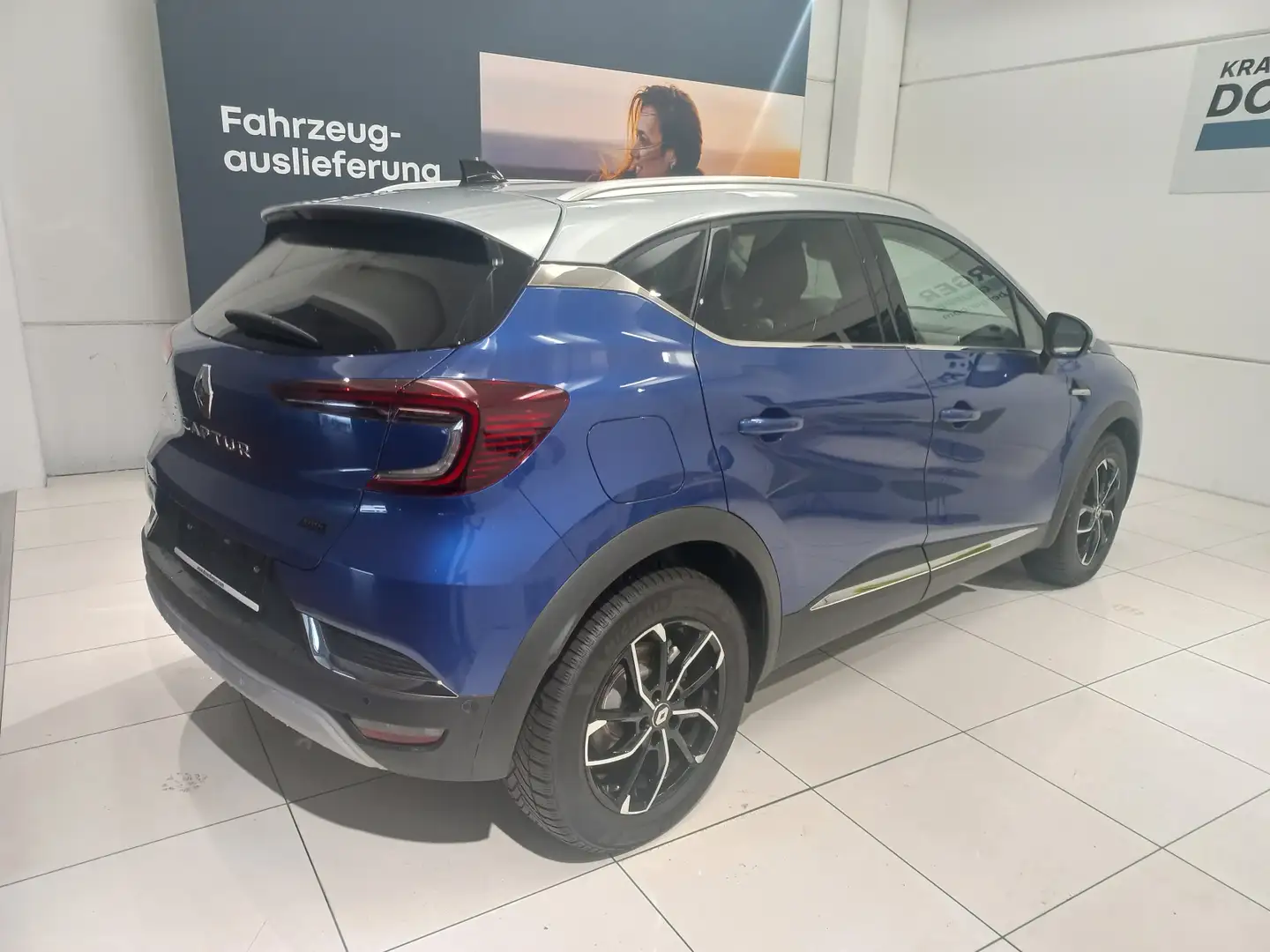 Renault Captur Captur ICONIC E-Tech Plug-In 160 EDC Blau - 2