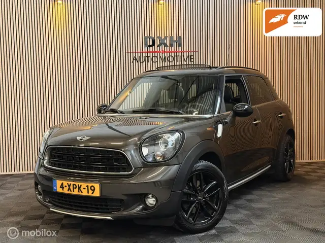 MINI Cooper Countryman 1.6 H/K PANO XENON LEDER NAVI STOELVW
