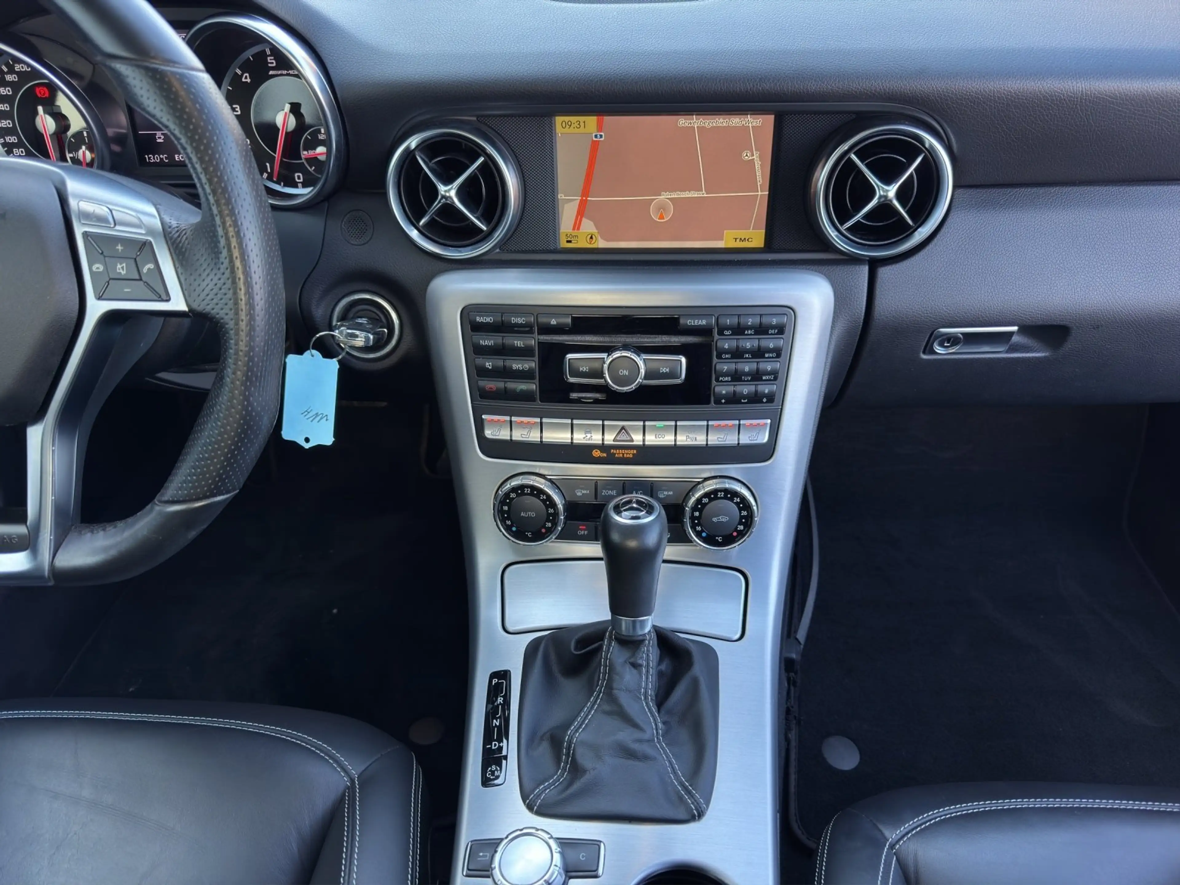 Mercedes-Benz SLK 55 AMG 7G-Speedshift/PANO-VARIODACH/ — photo 9