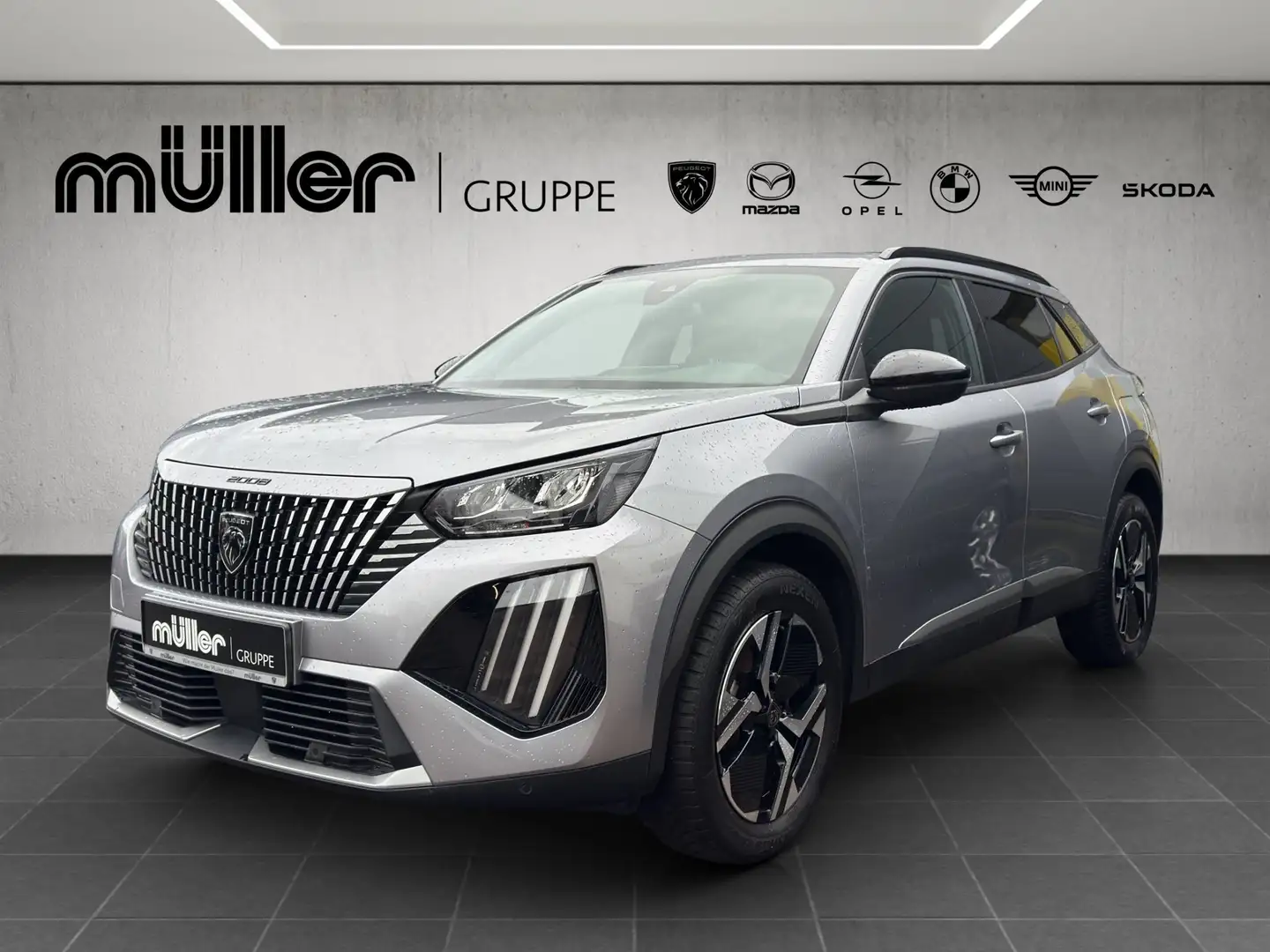 Peugeot 2008 Allure Silber - 1