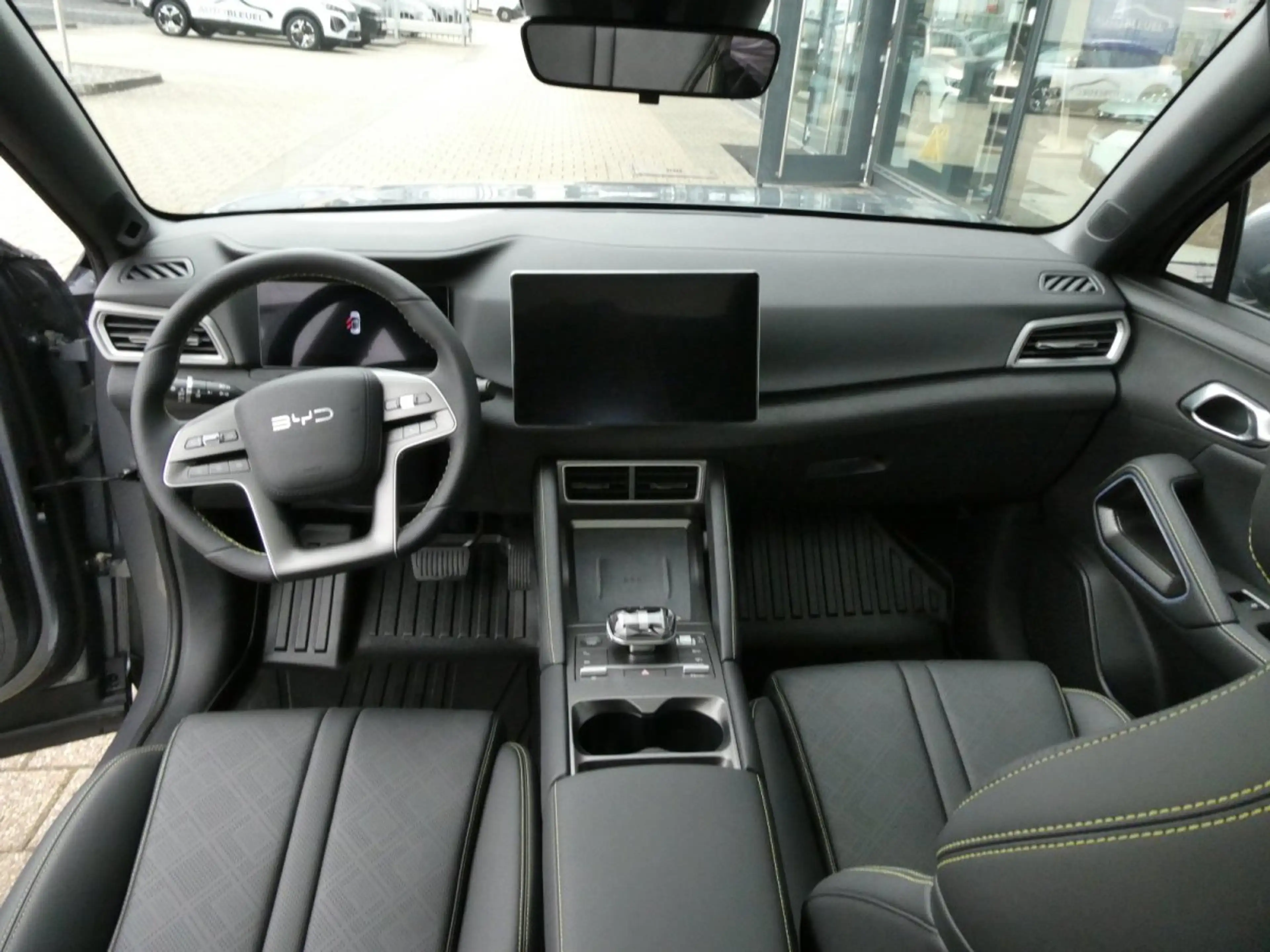 BYD Atto 2 DM-I Boost *Privacy*Leder*Glasdach*360Grad* — photo 14