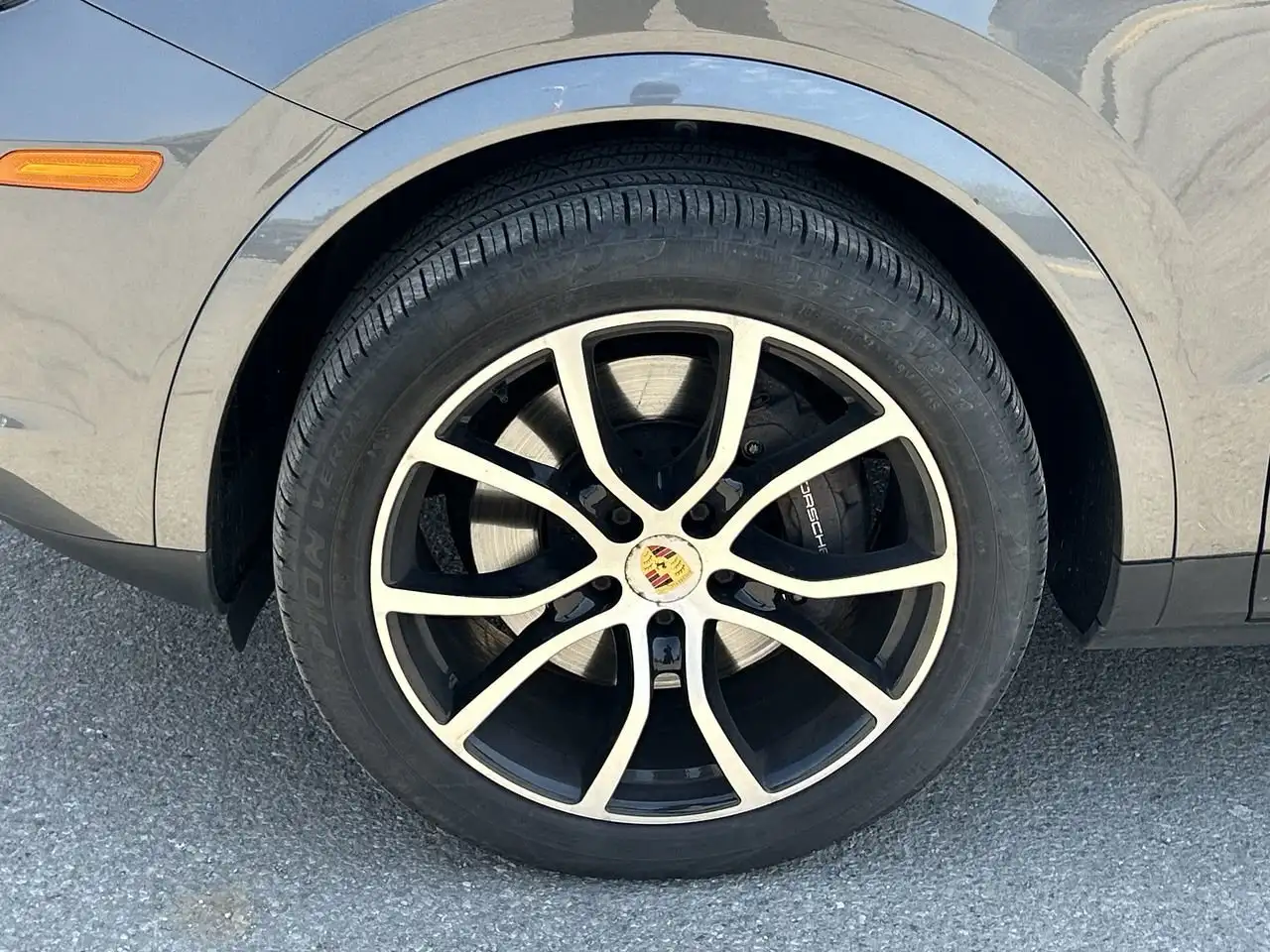 Porsche Cayenne снимка Porsche Cayenne